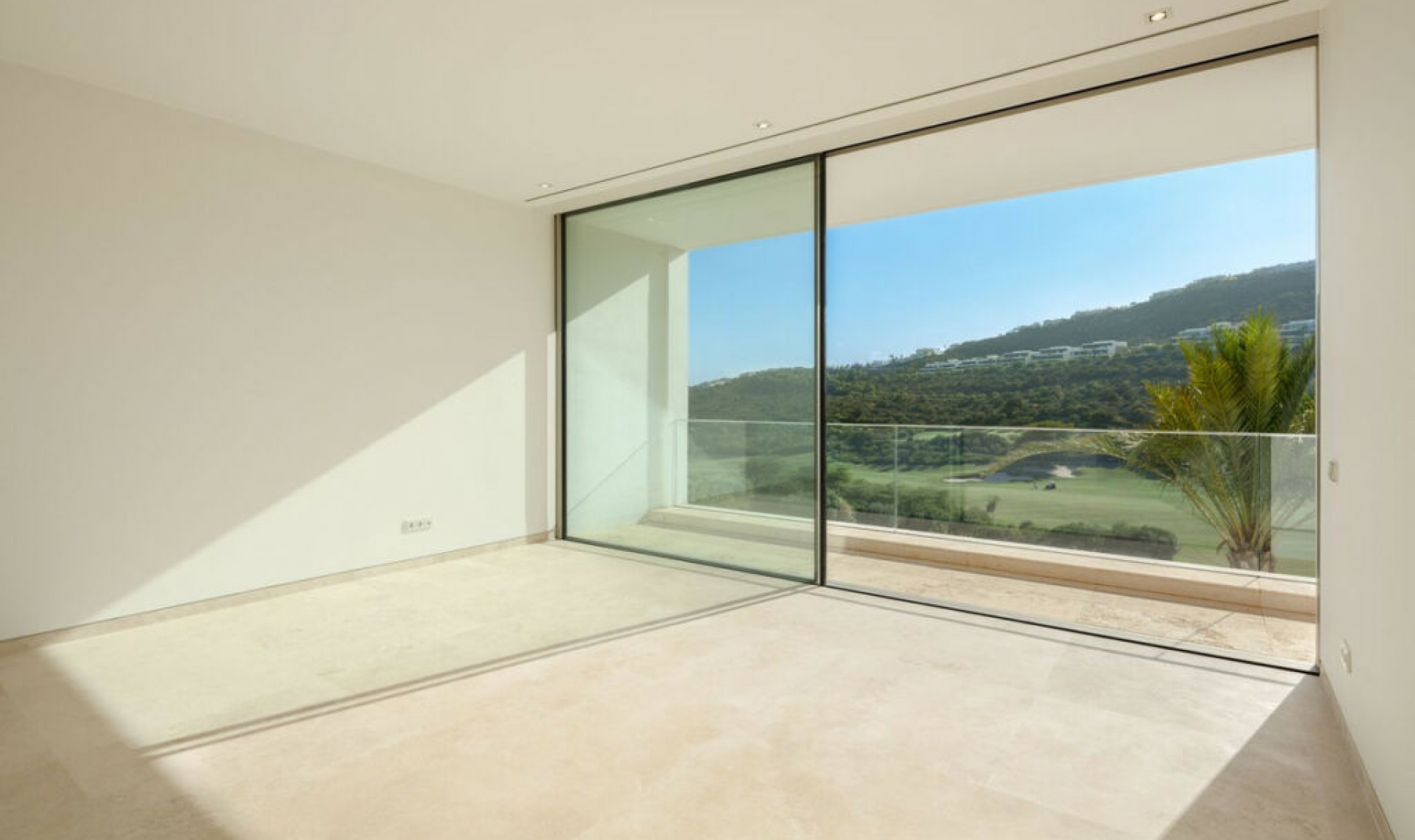 Resale - House -
Casares