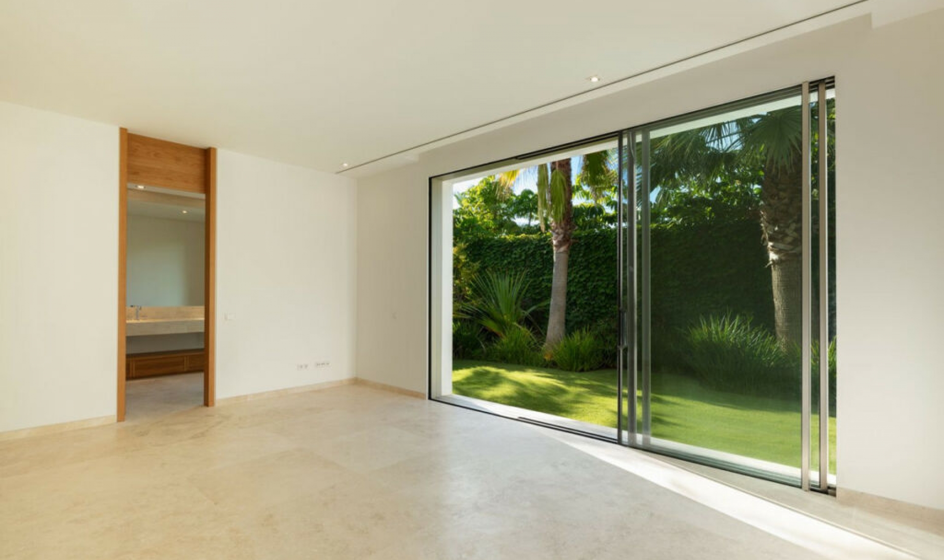 Resale - House -
Casares