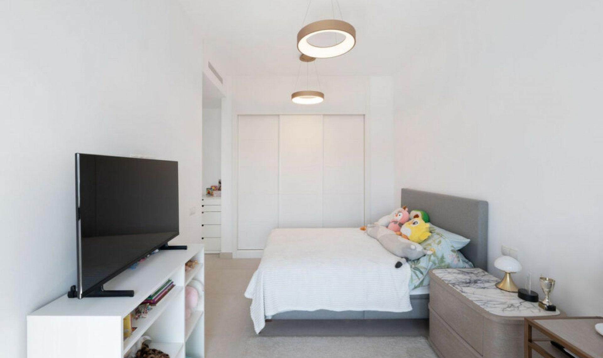 Resale - House -
Casares