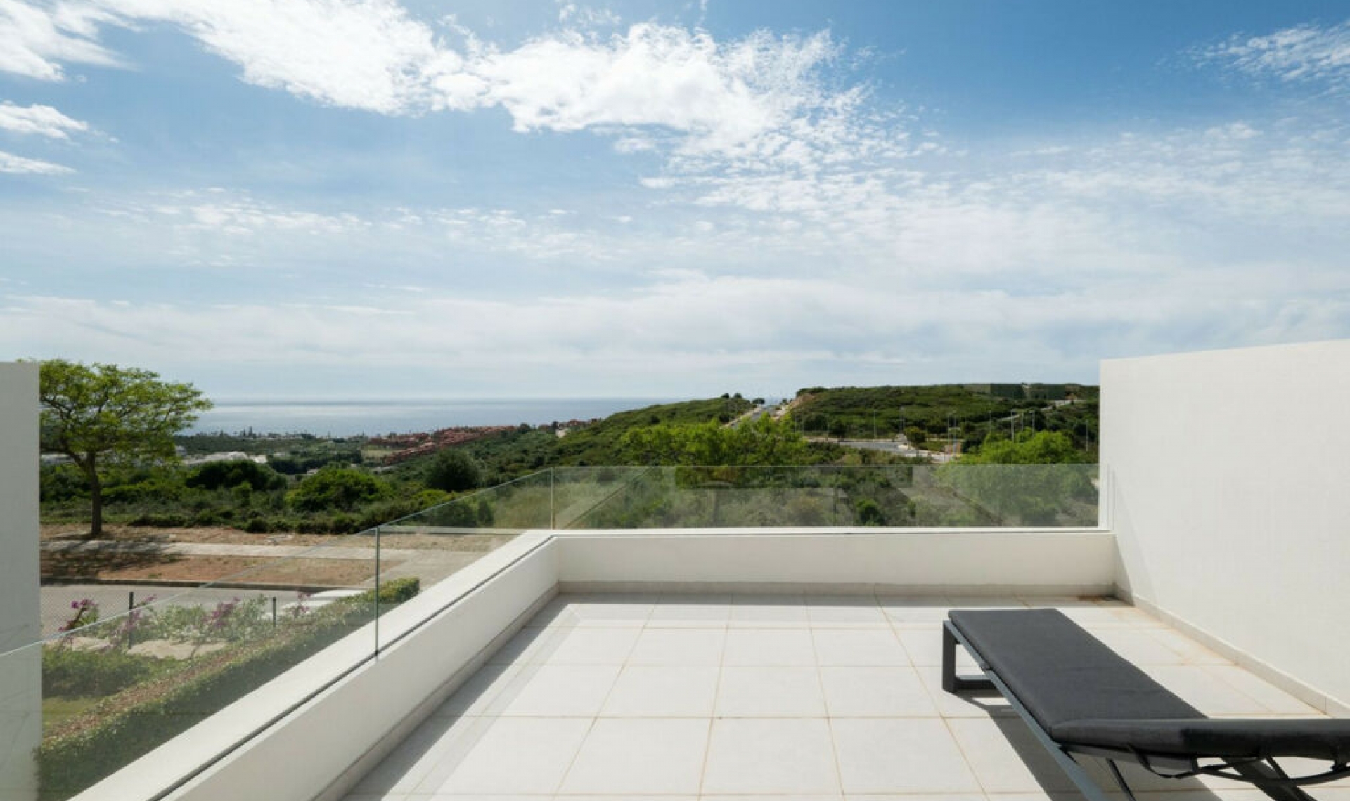 Resale - House -
Casares