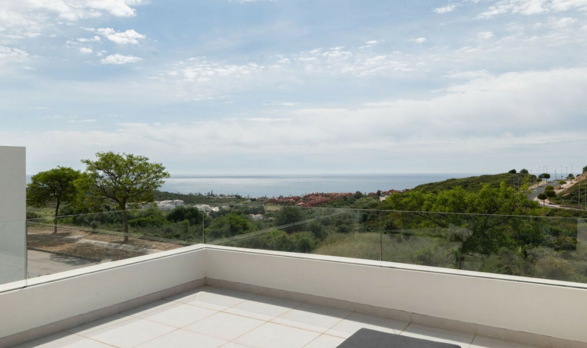 Resale - House -
Casares