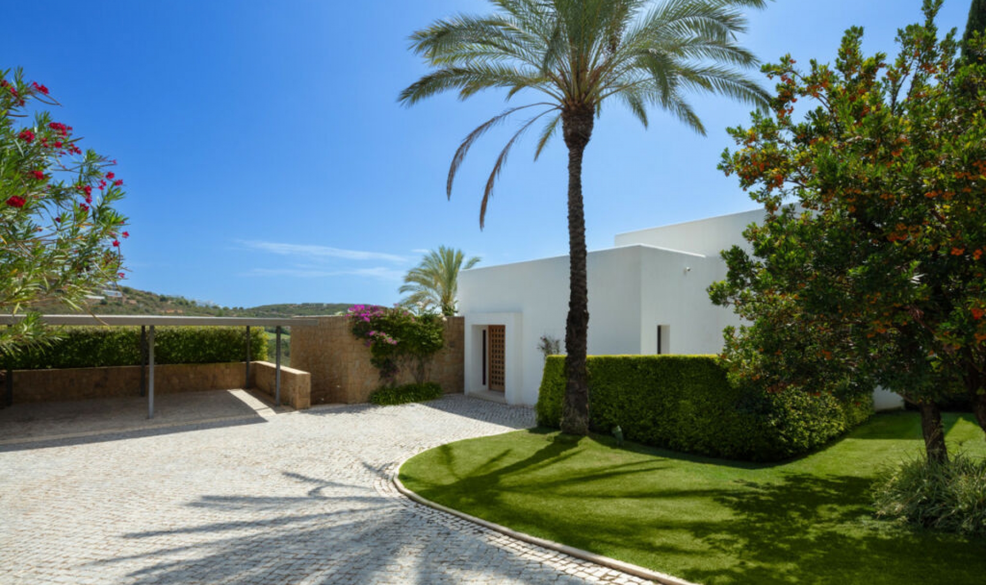 Resale - House -
Casares