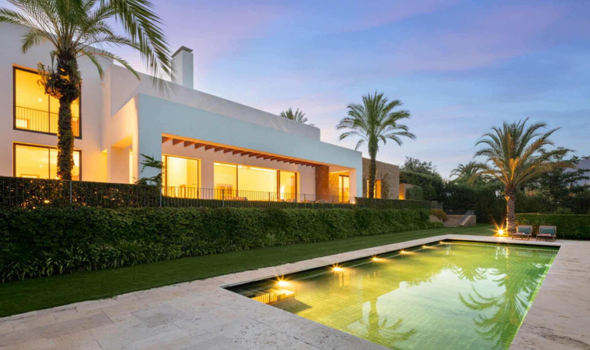 Resale - House -
Casares