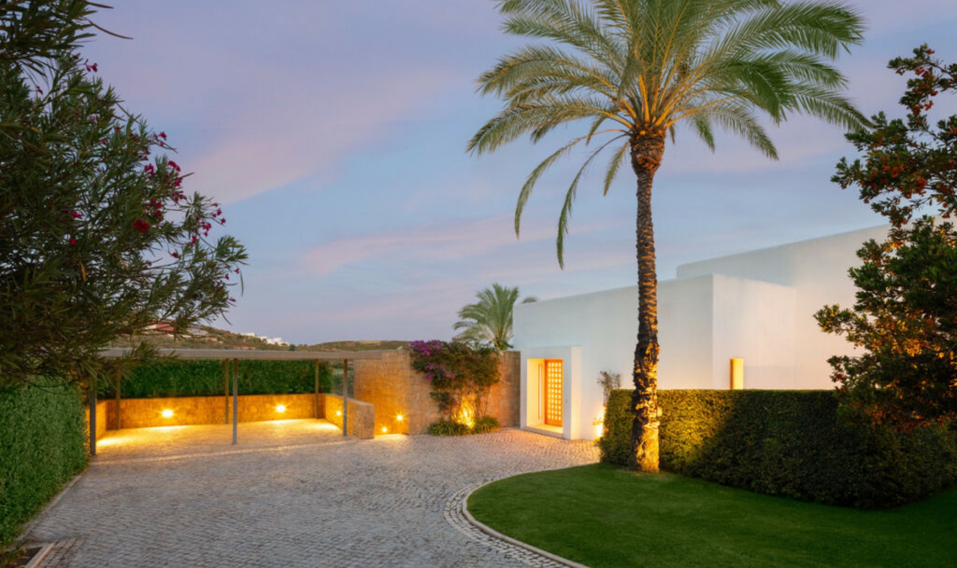 Resale - House -
Casares