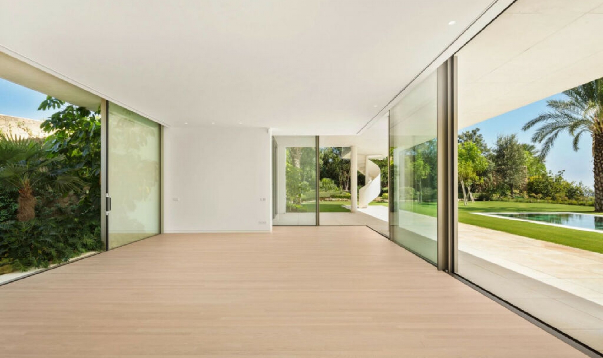 Resale - House -
Casares