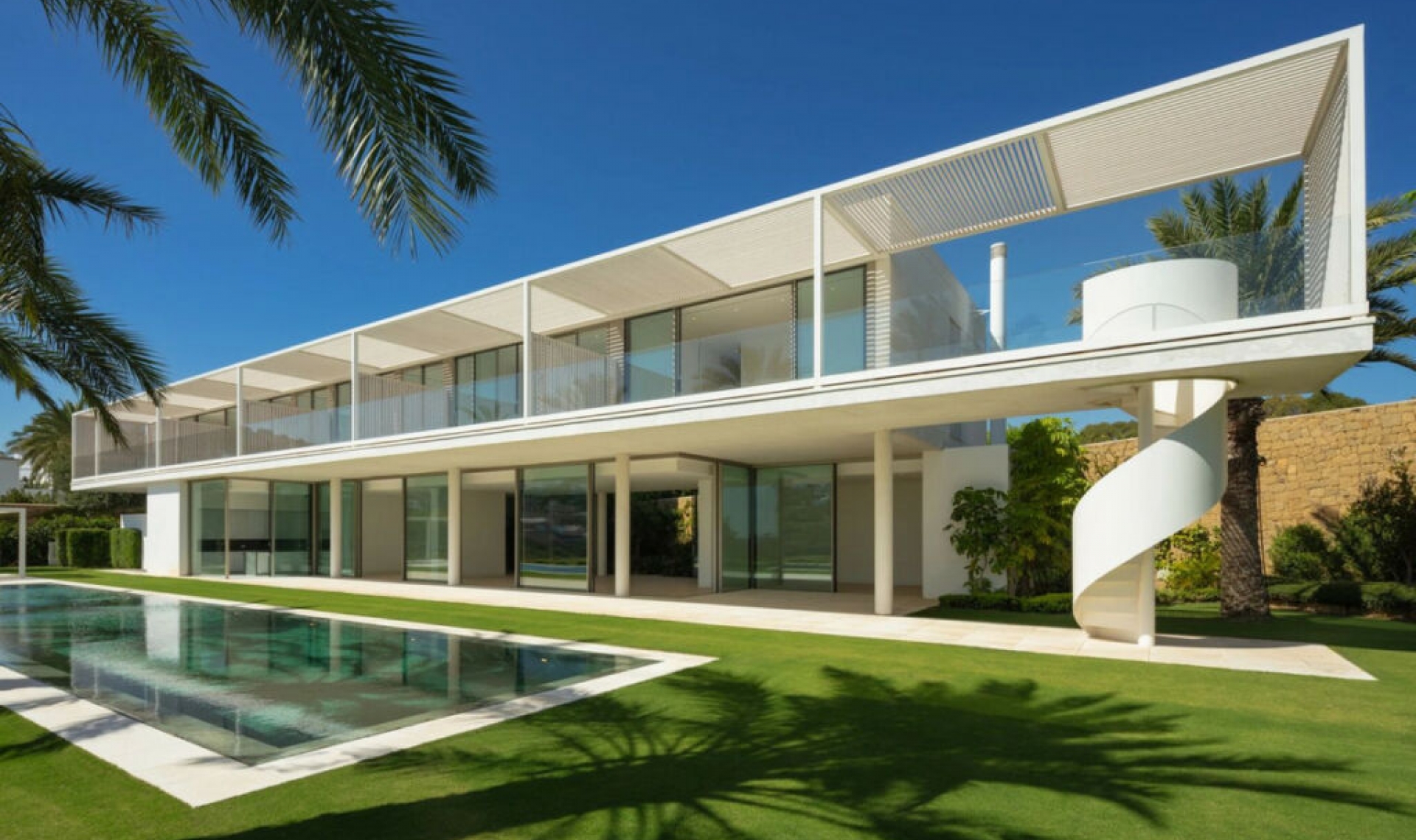 Resale - House -
Casares