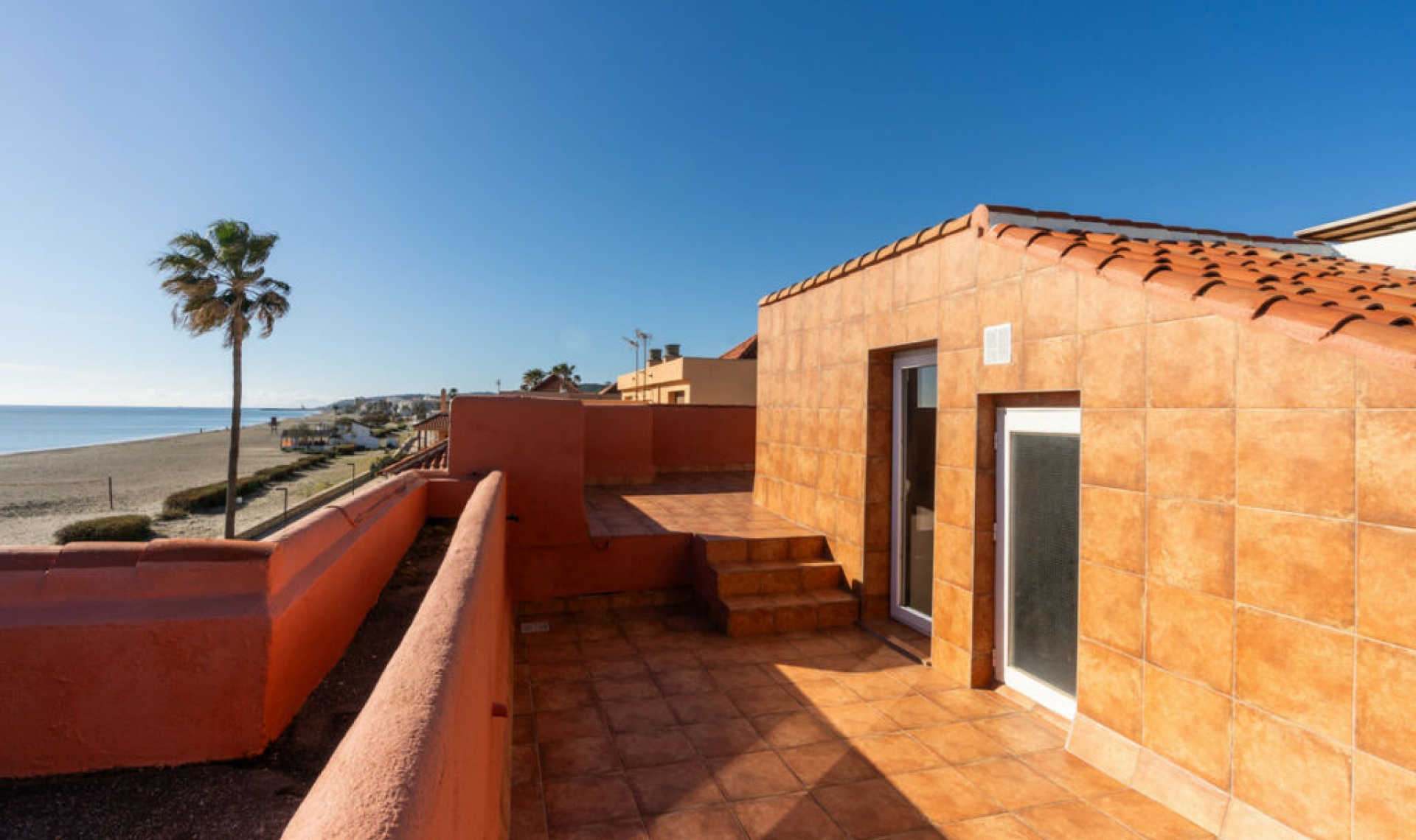 Resale - House -
Casares