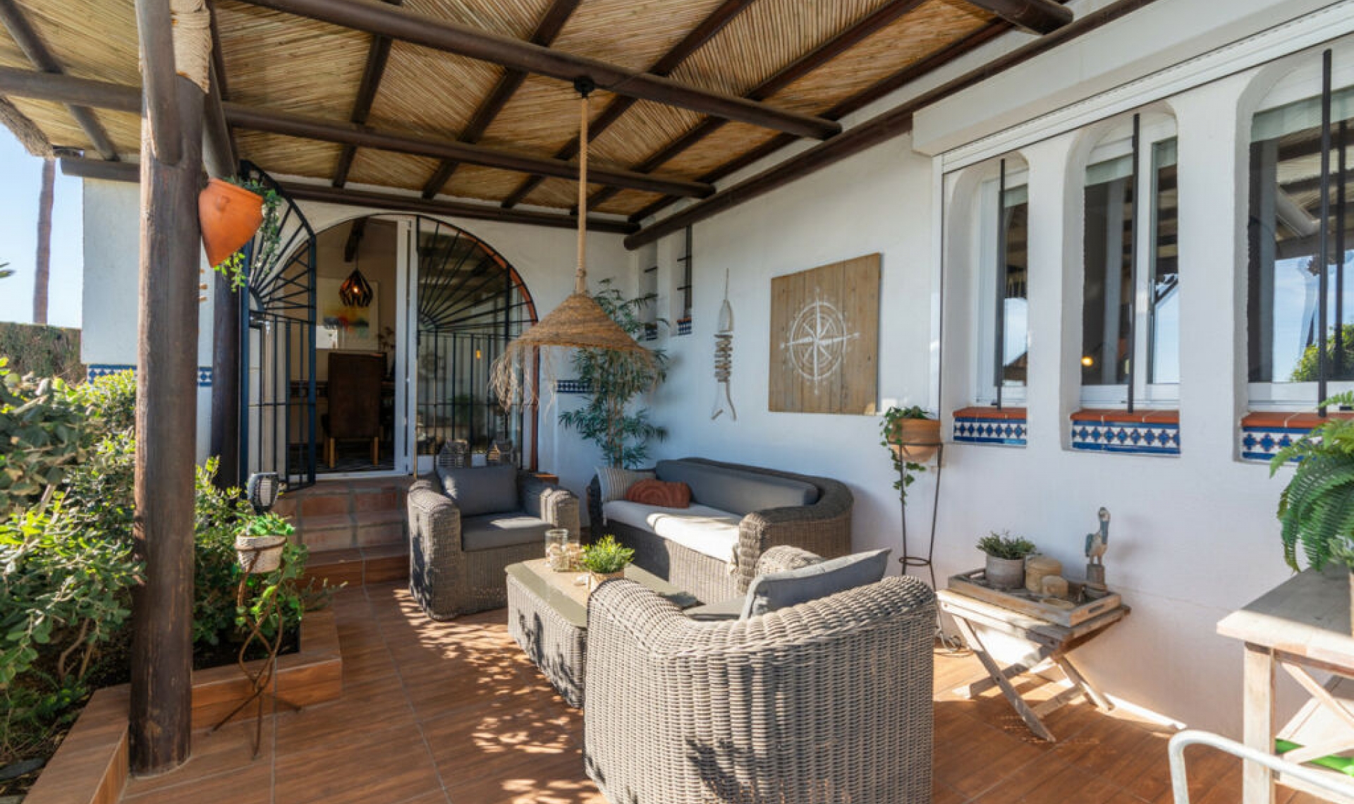 Resale - House -
Casares