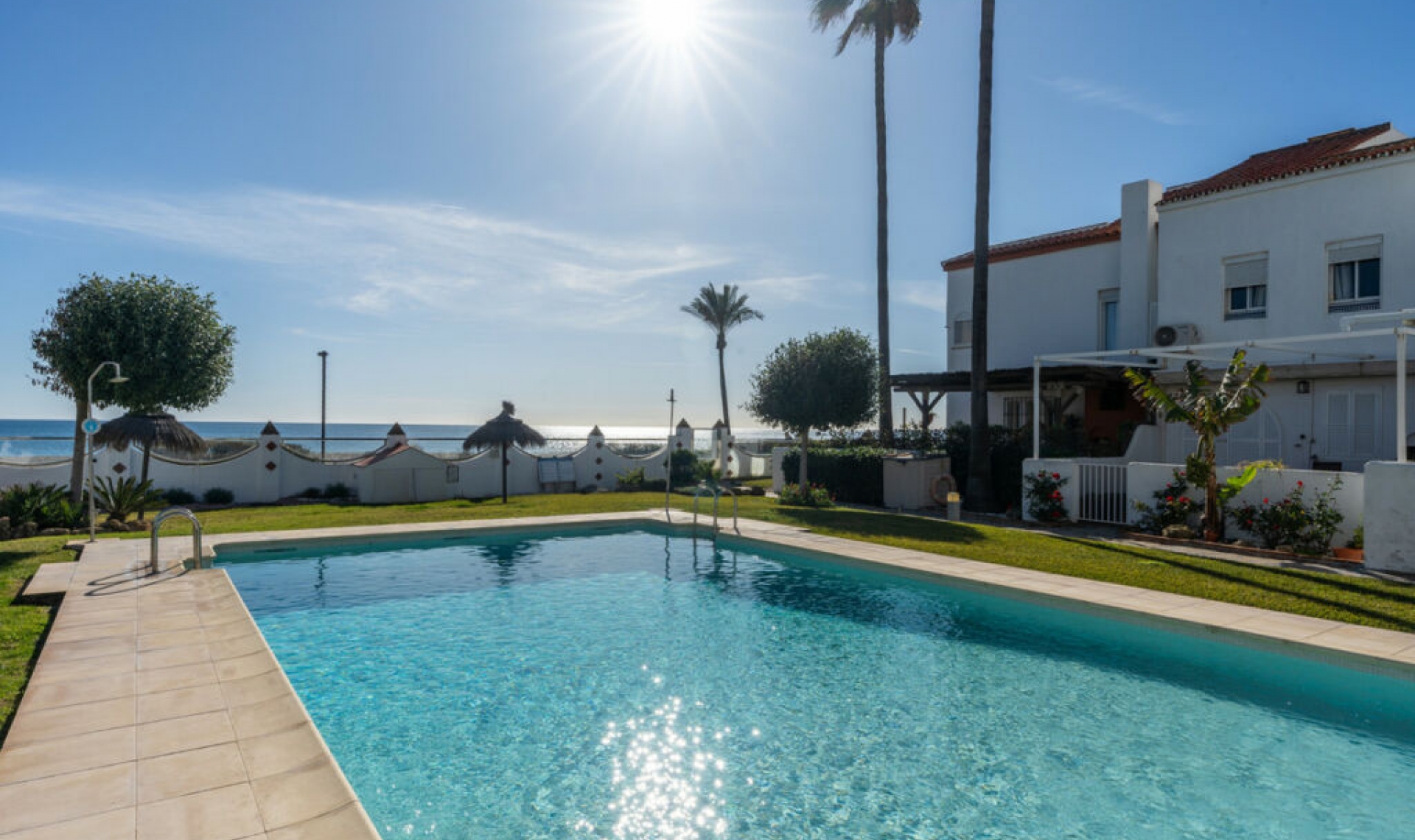 Resale - House -
Casares