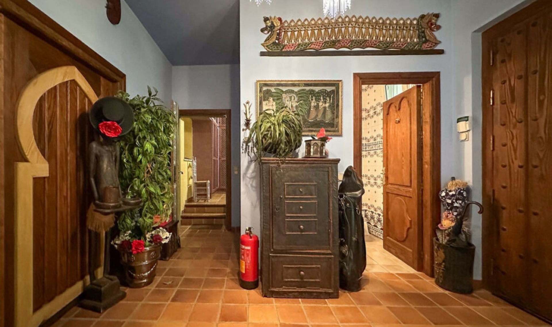 Resale - House -
Cerros del Aguila