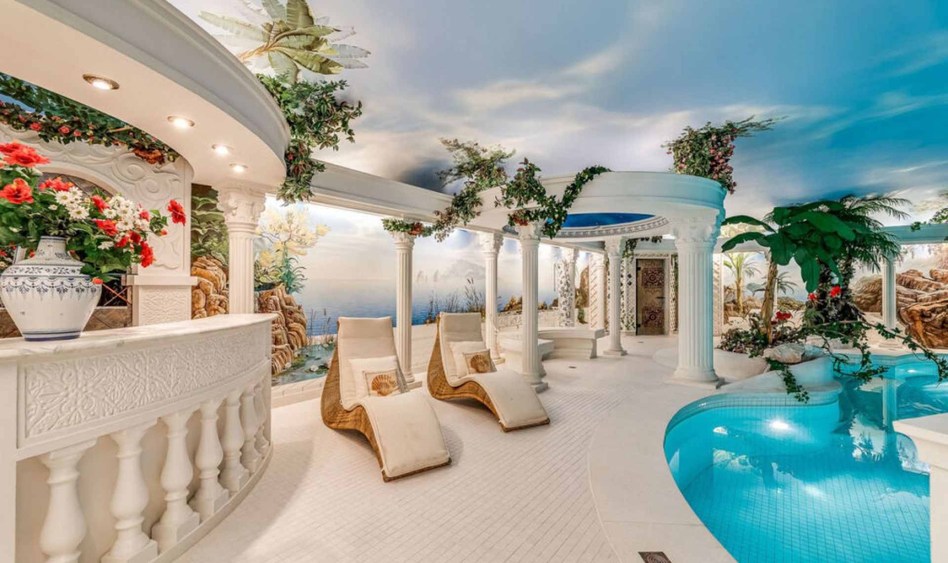 Resale - House -
Cerros del Aguila