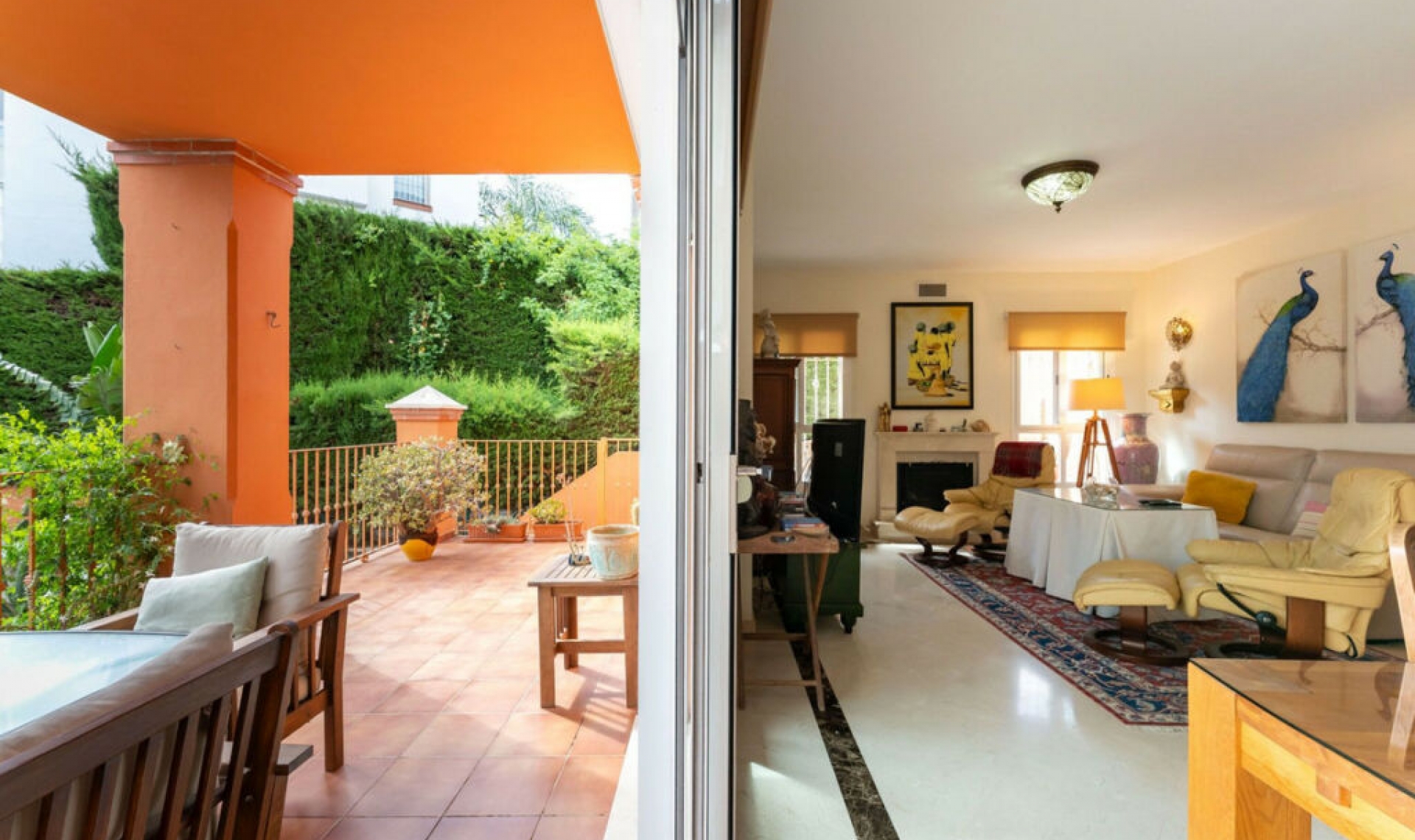 Resale - House -
Cerros del Aguila