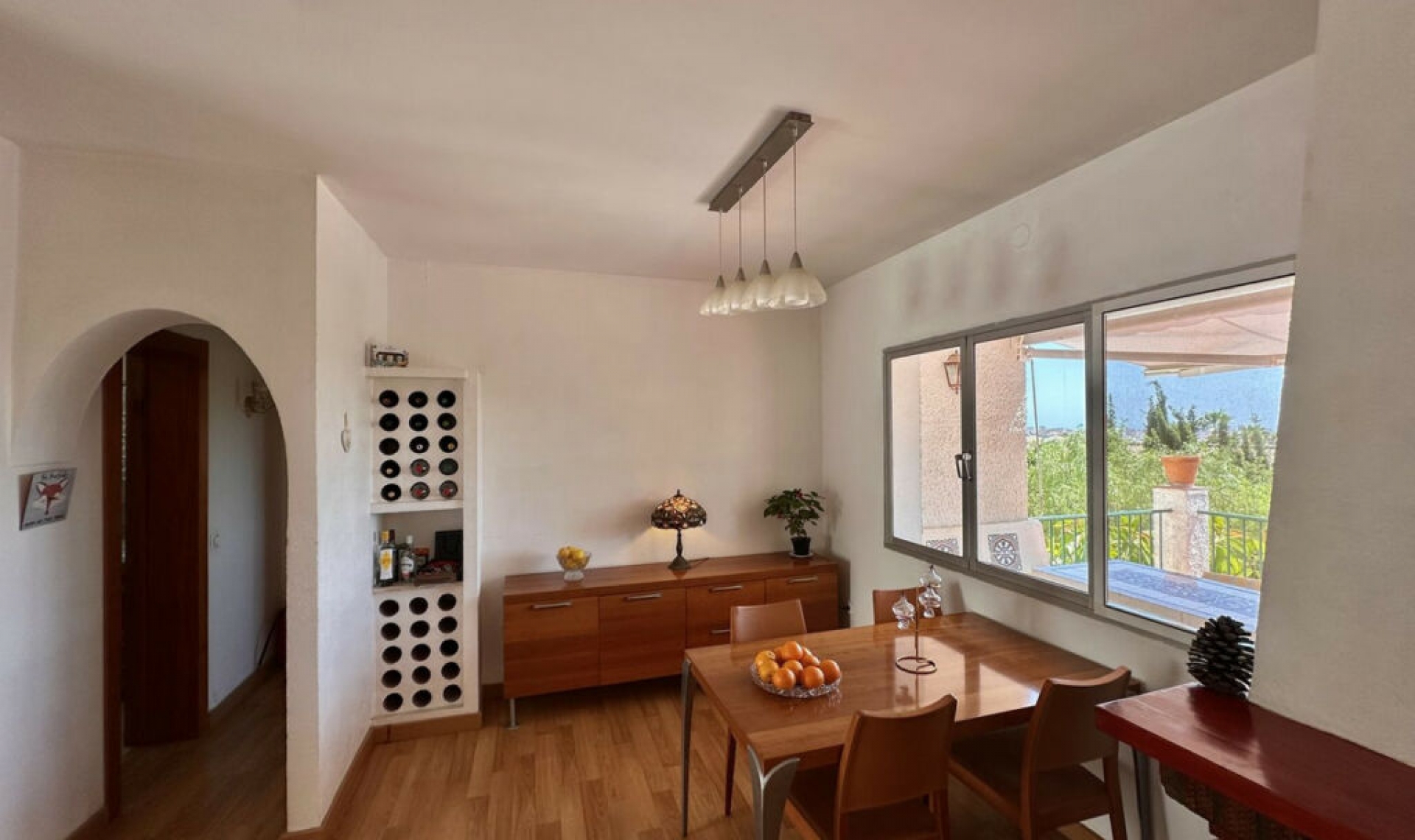 Resale - House -
Cerros del Aguila