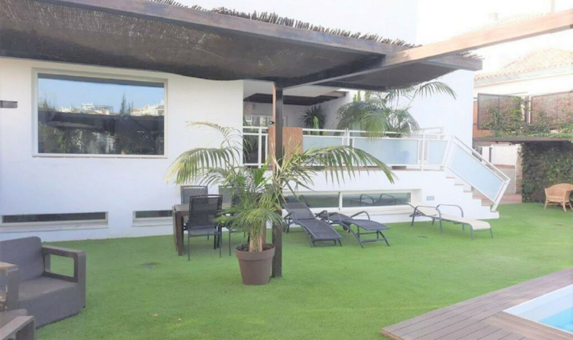 Resale - House -
Cerros del Aguila