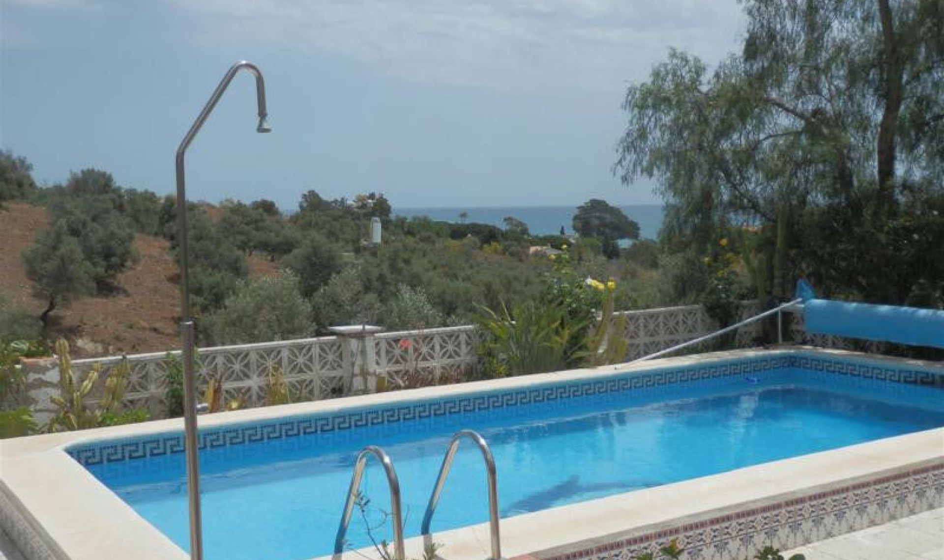 Resale - House -
Chilches
