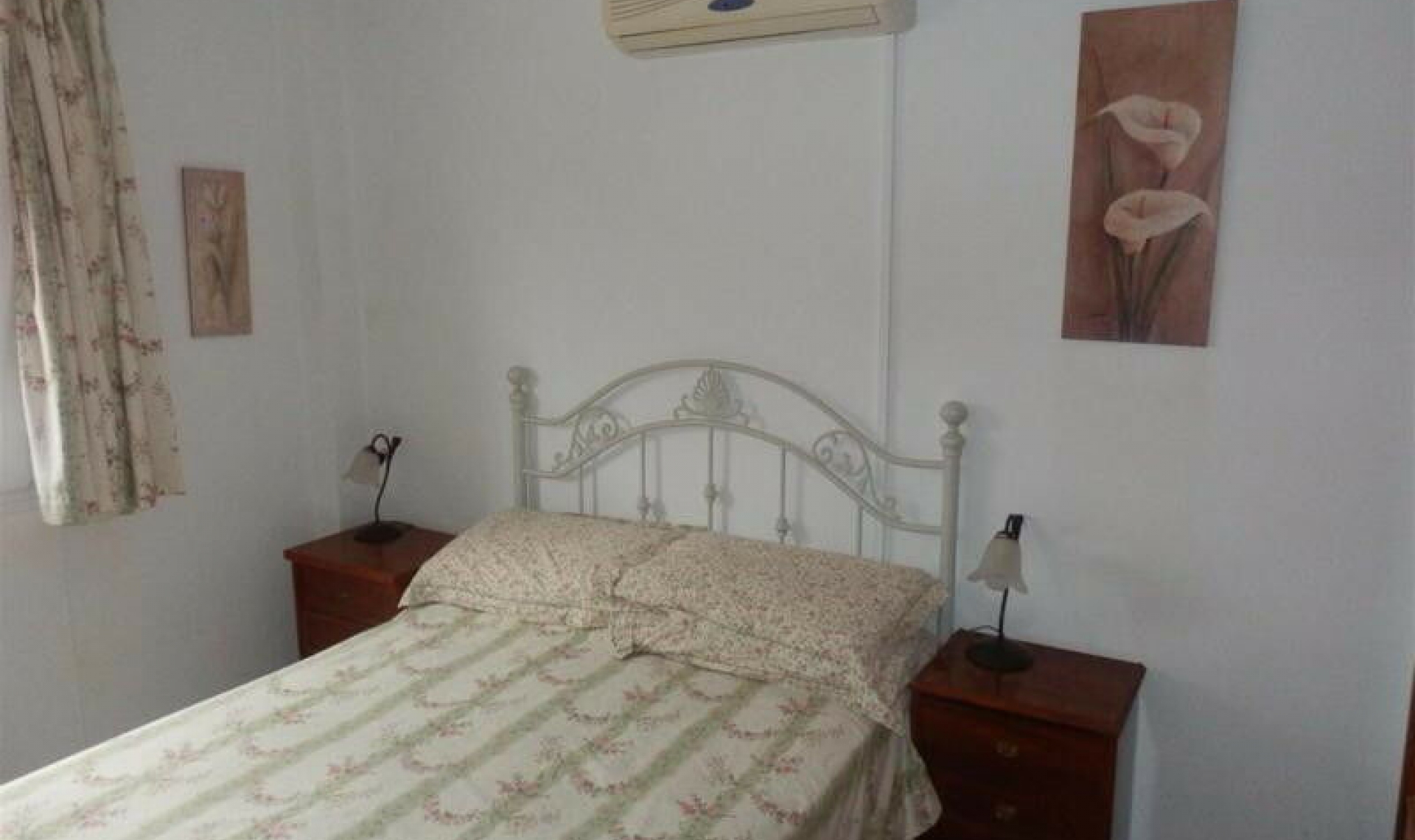 Resale - House -
Chilches