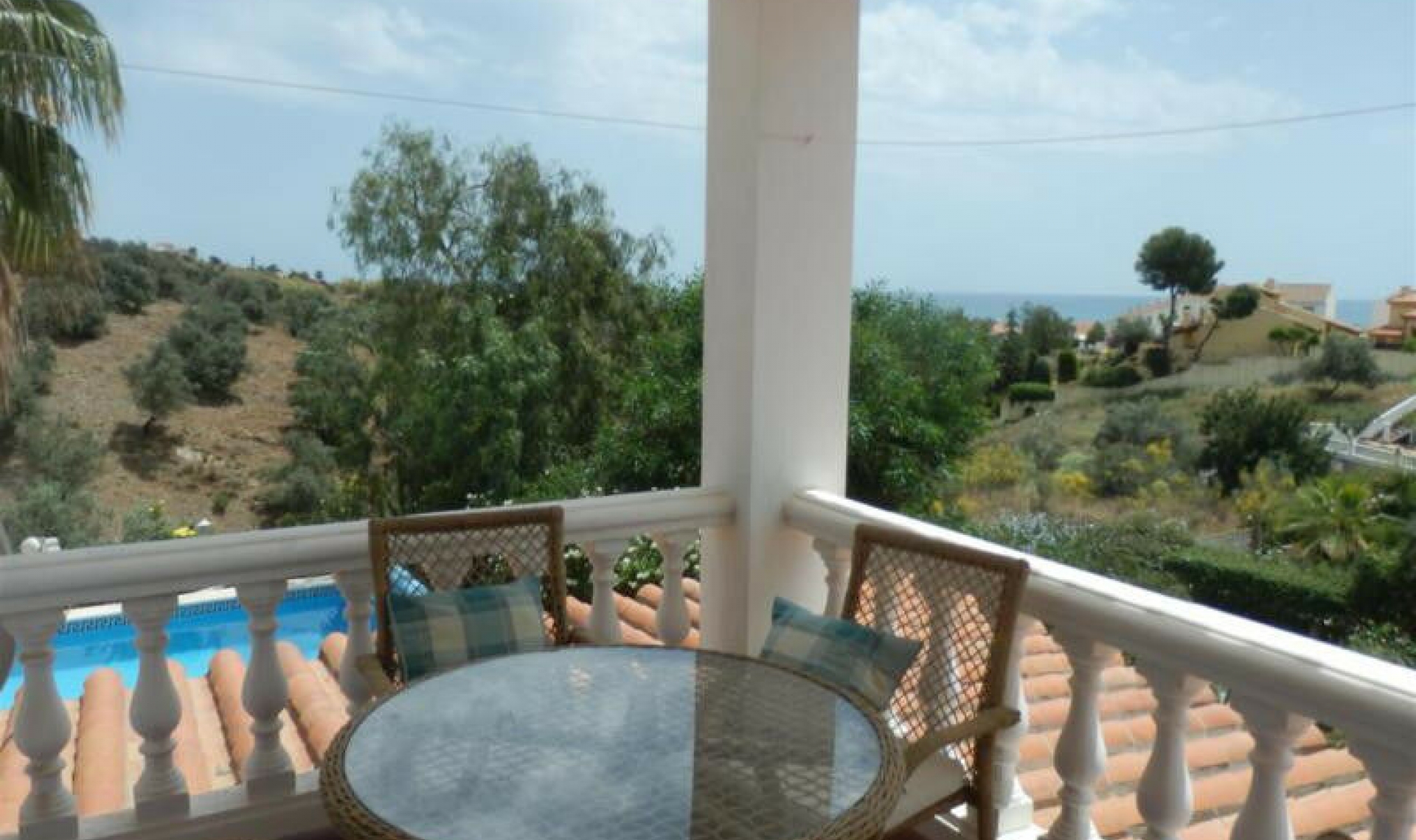 Resale - House -
Chilches