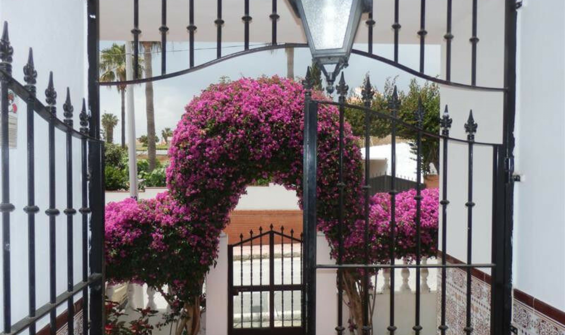 Resale - House -
Chilches