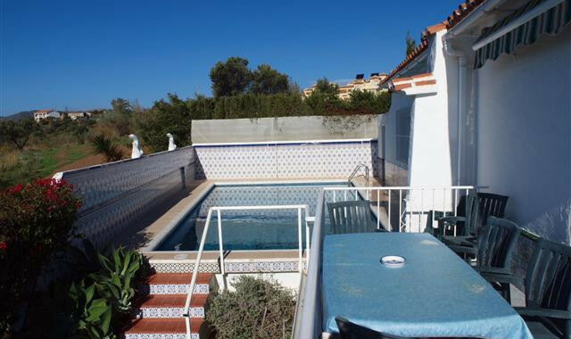 Resale - House -
Chilches