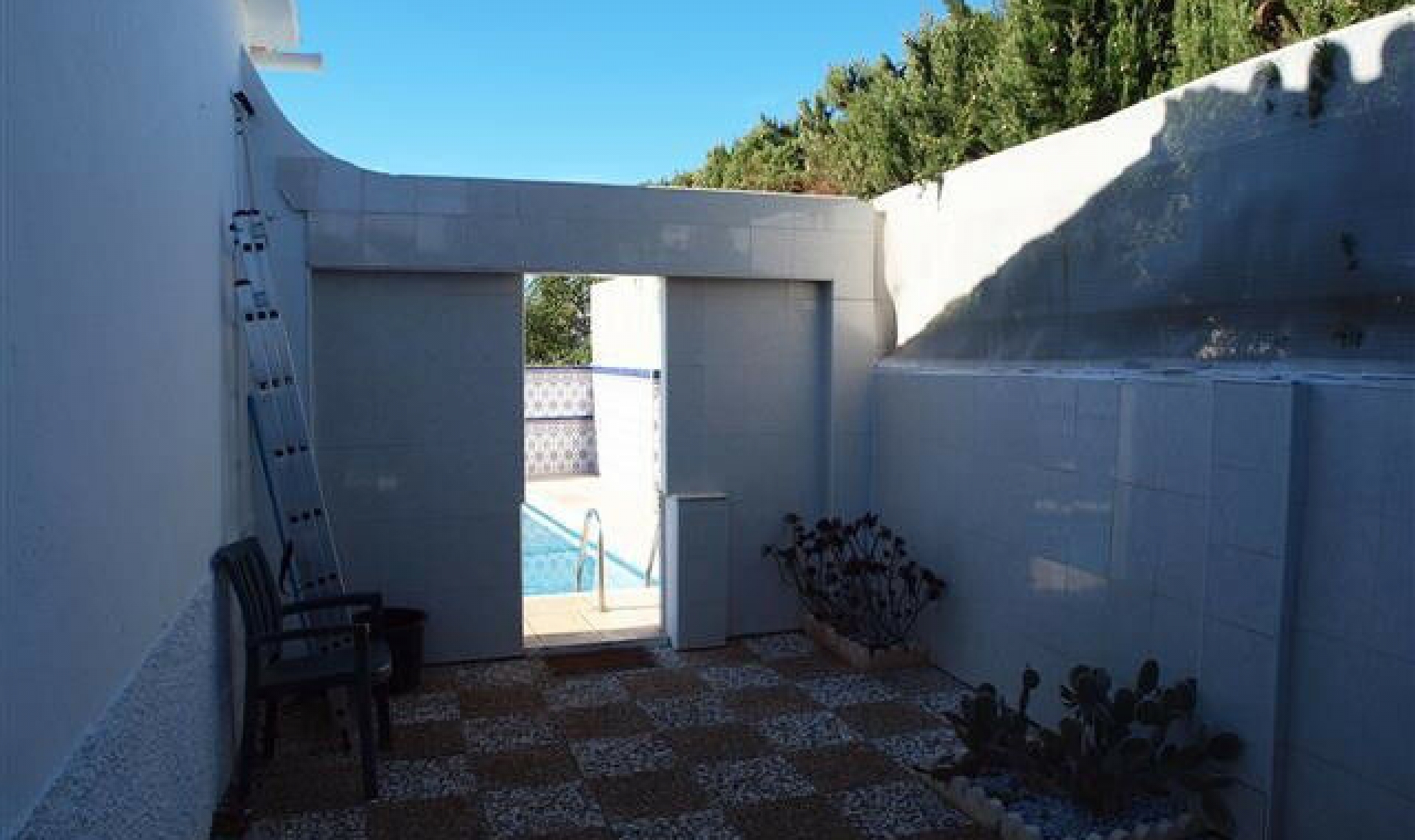 Resale - House -
Chilches