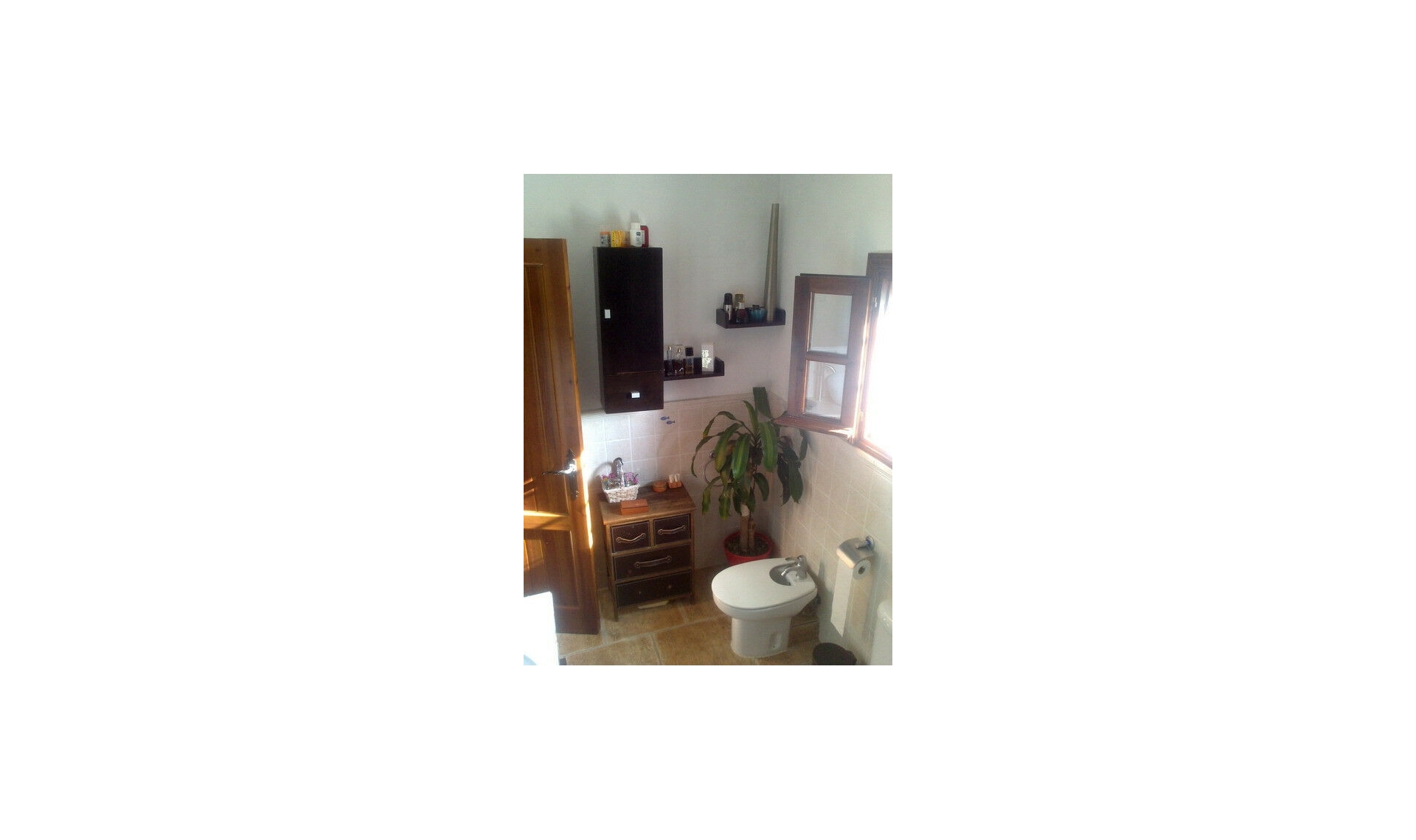 Resale - House -
Chilches