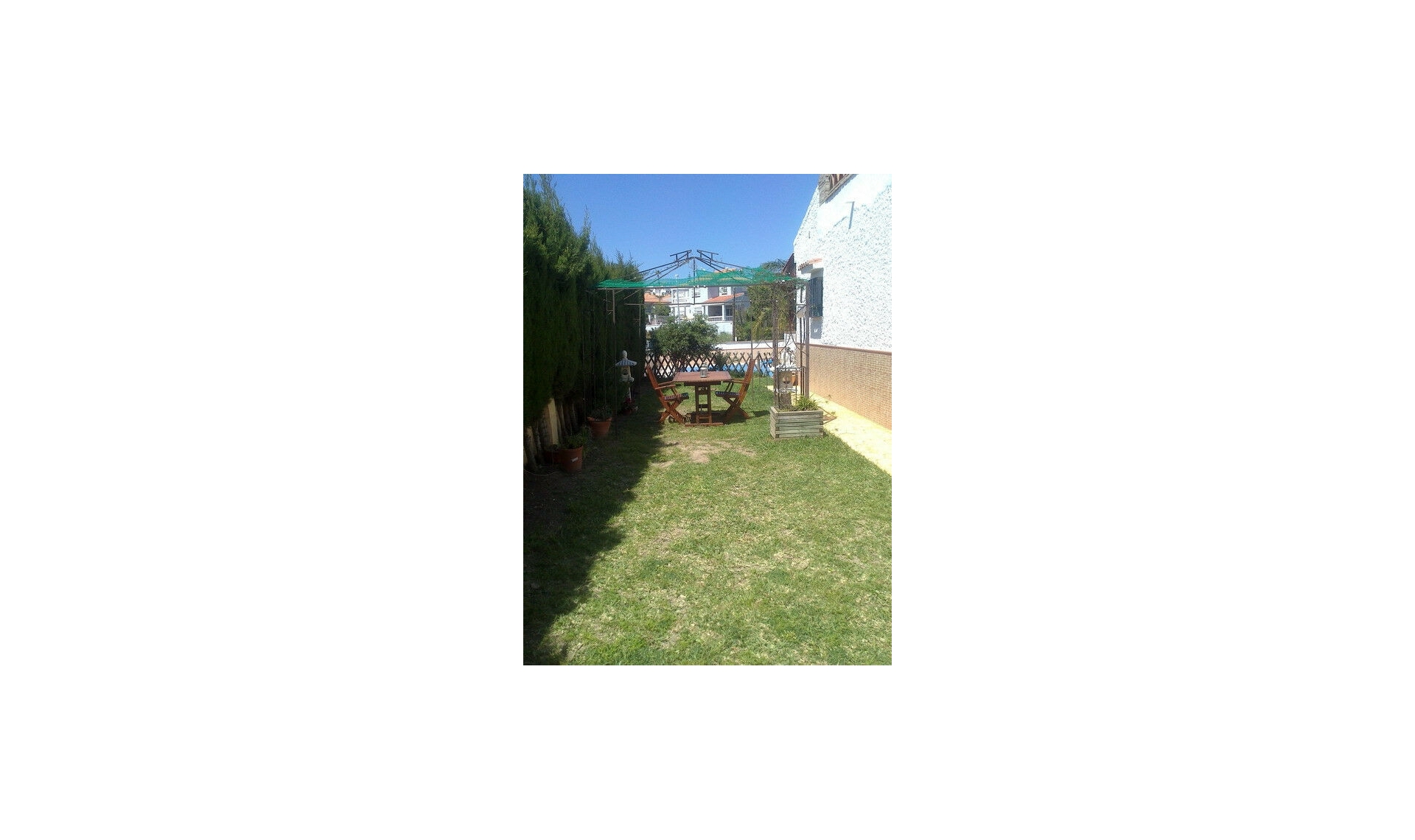 Resale - House -
Chilches