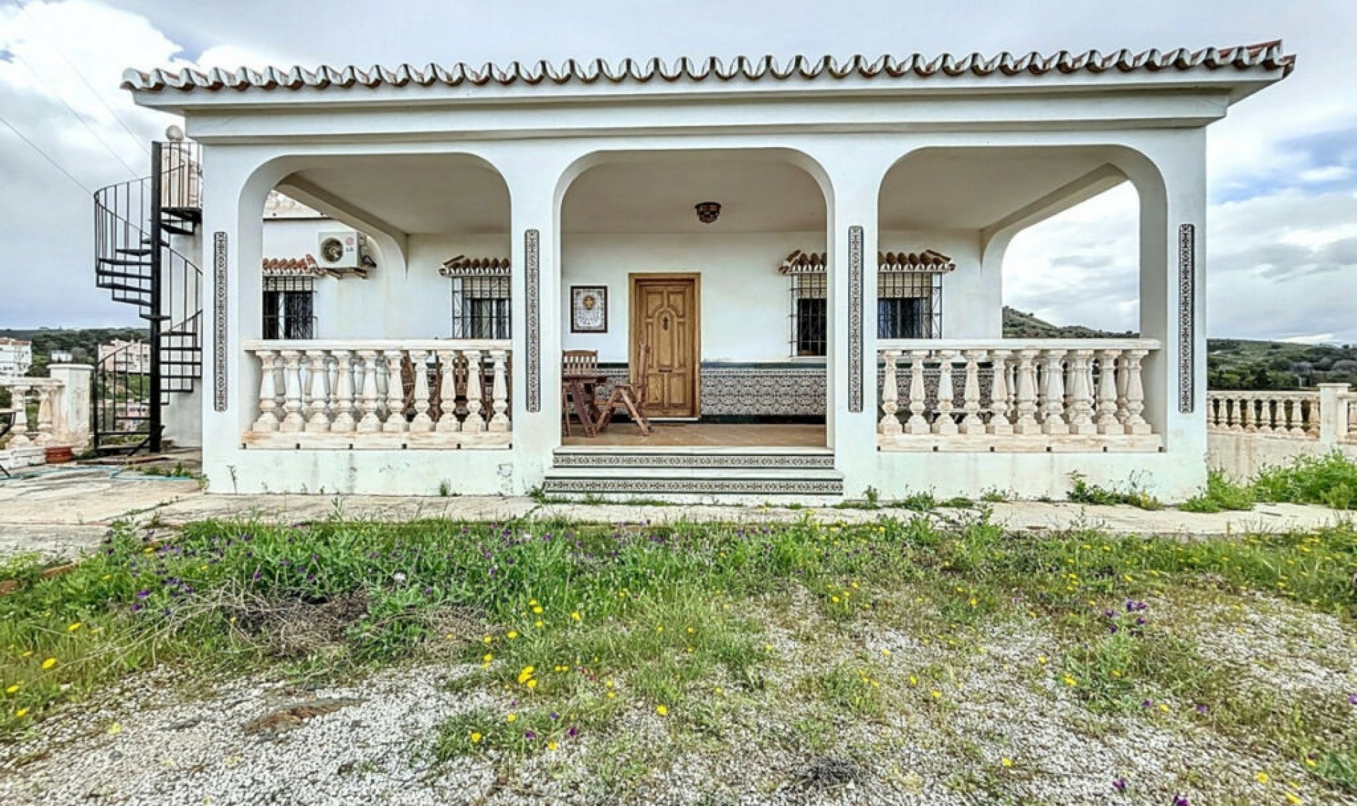 Resale - House -
Chilches