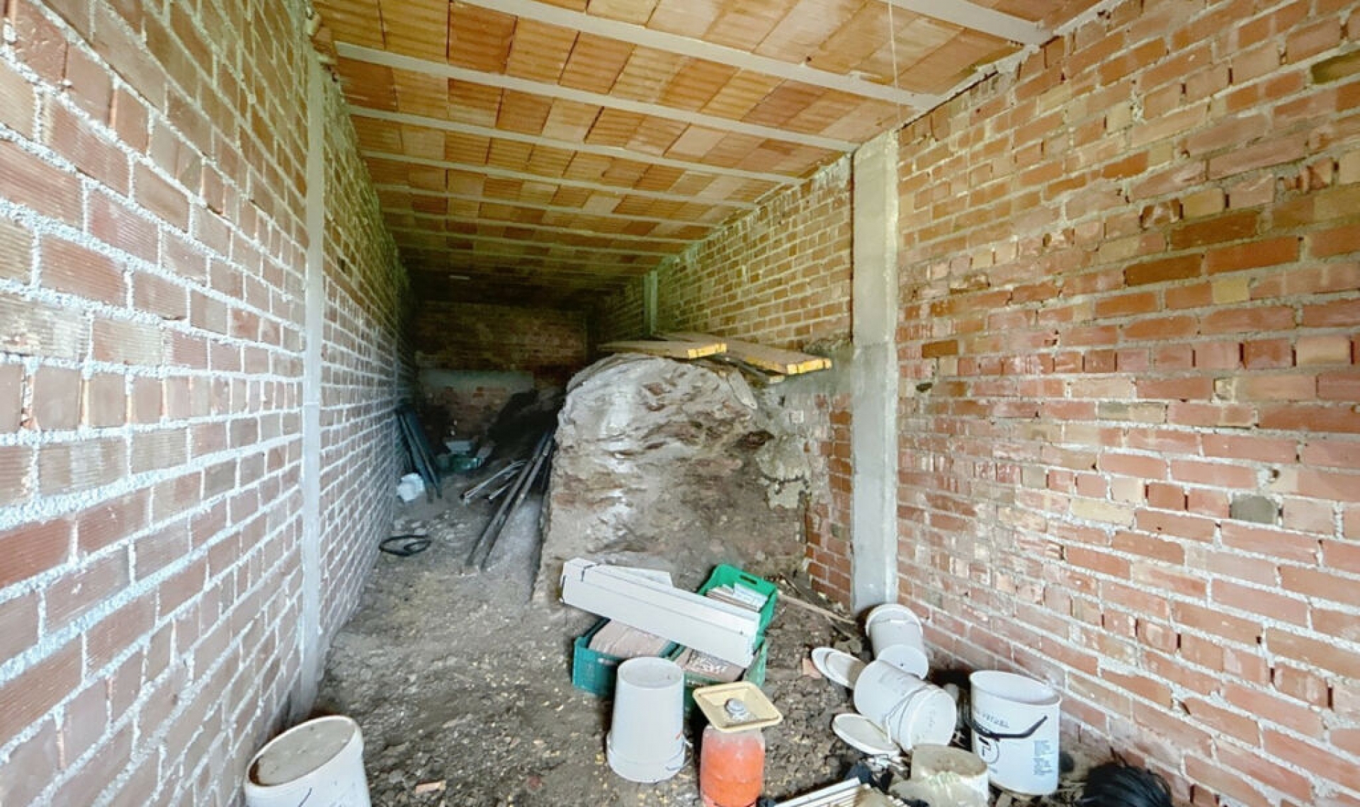 Resale - House -
Chilches