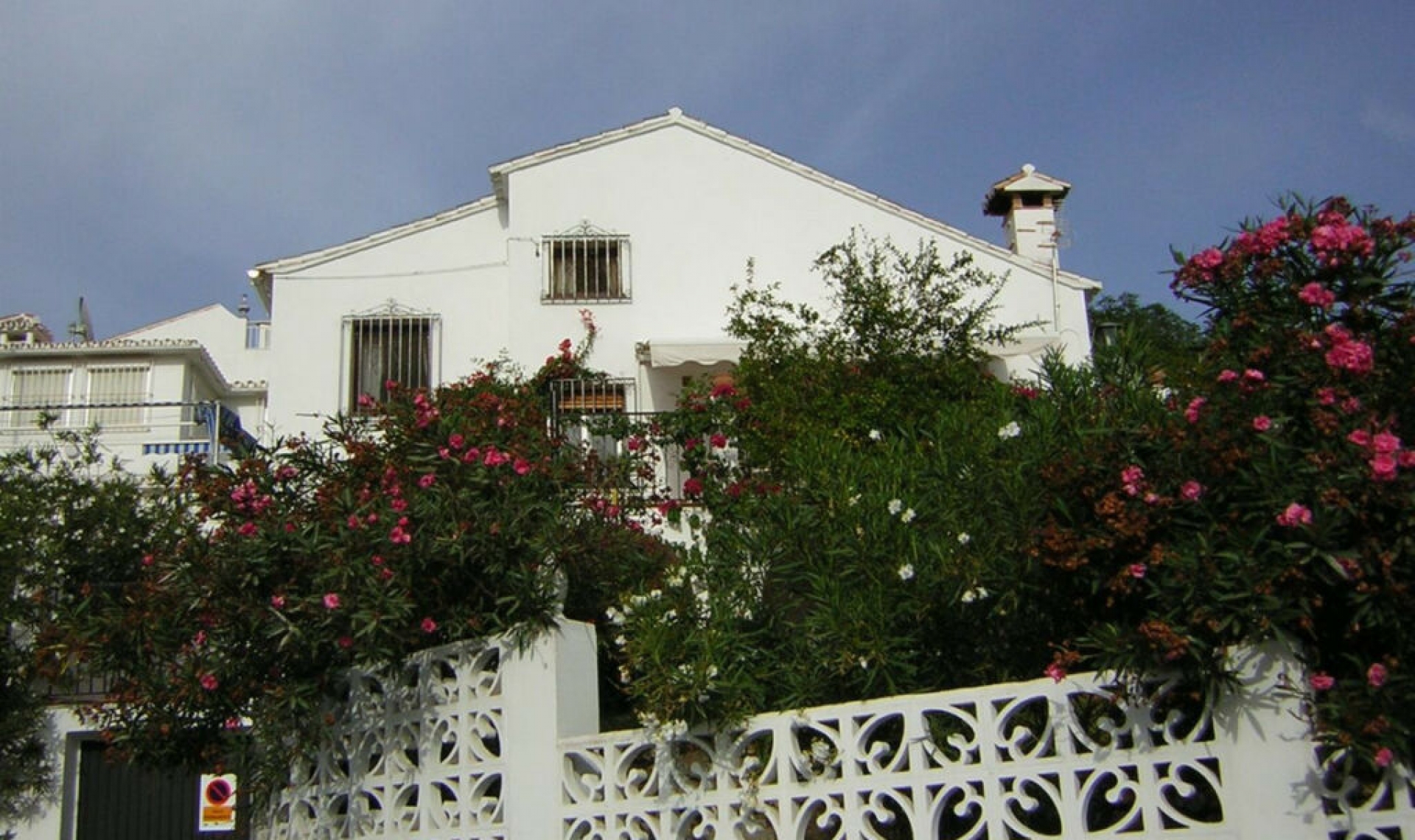 Resale - House -
Chilches