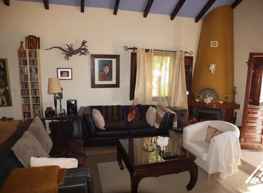 Resale - House -
Chilches