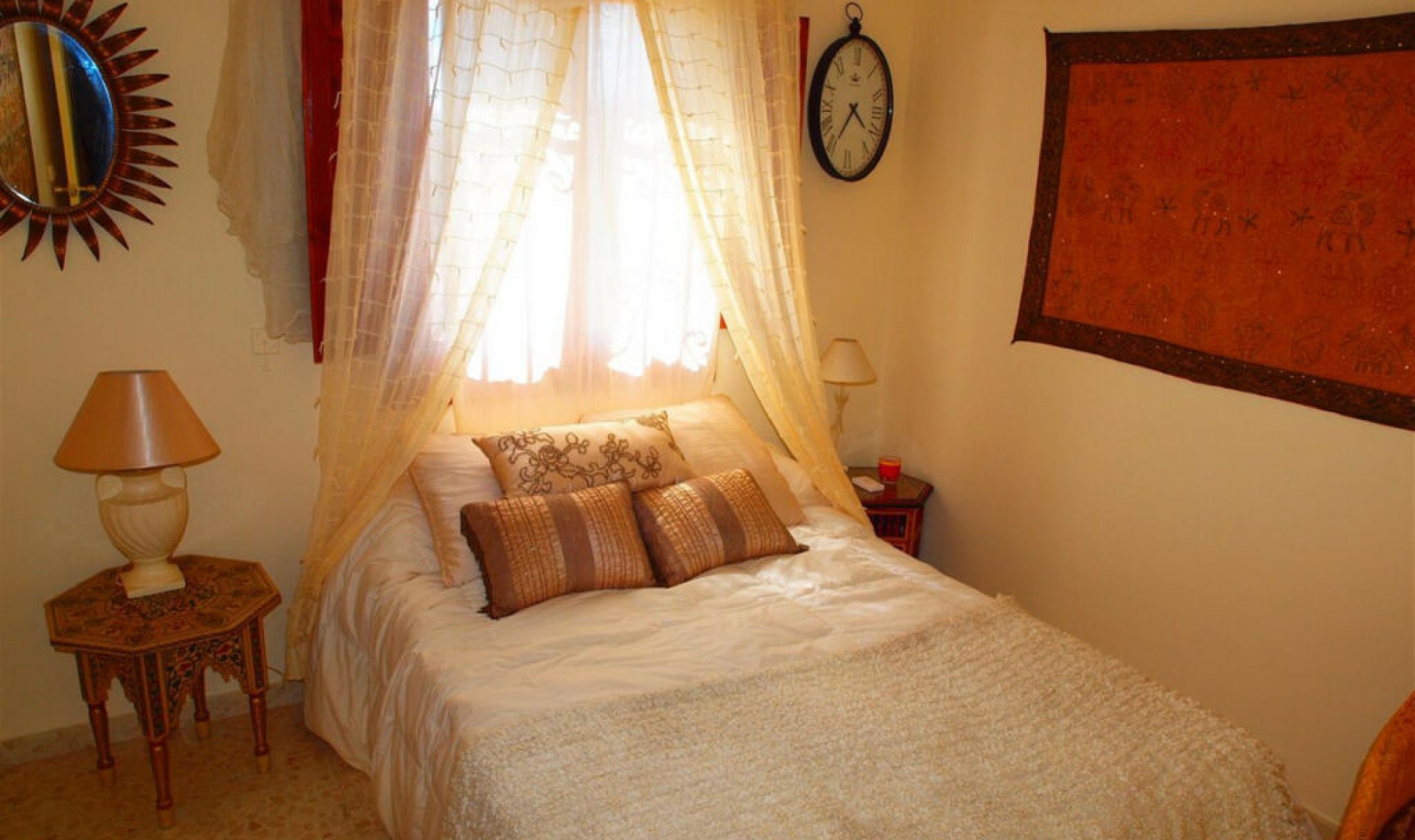 Resale - House -
Chilches