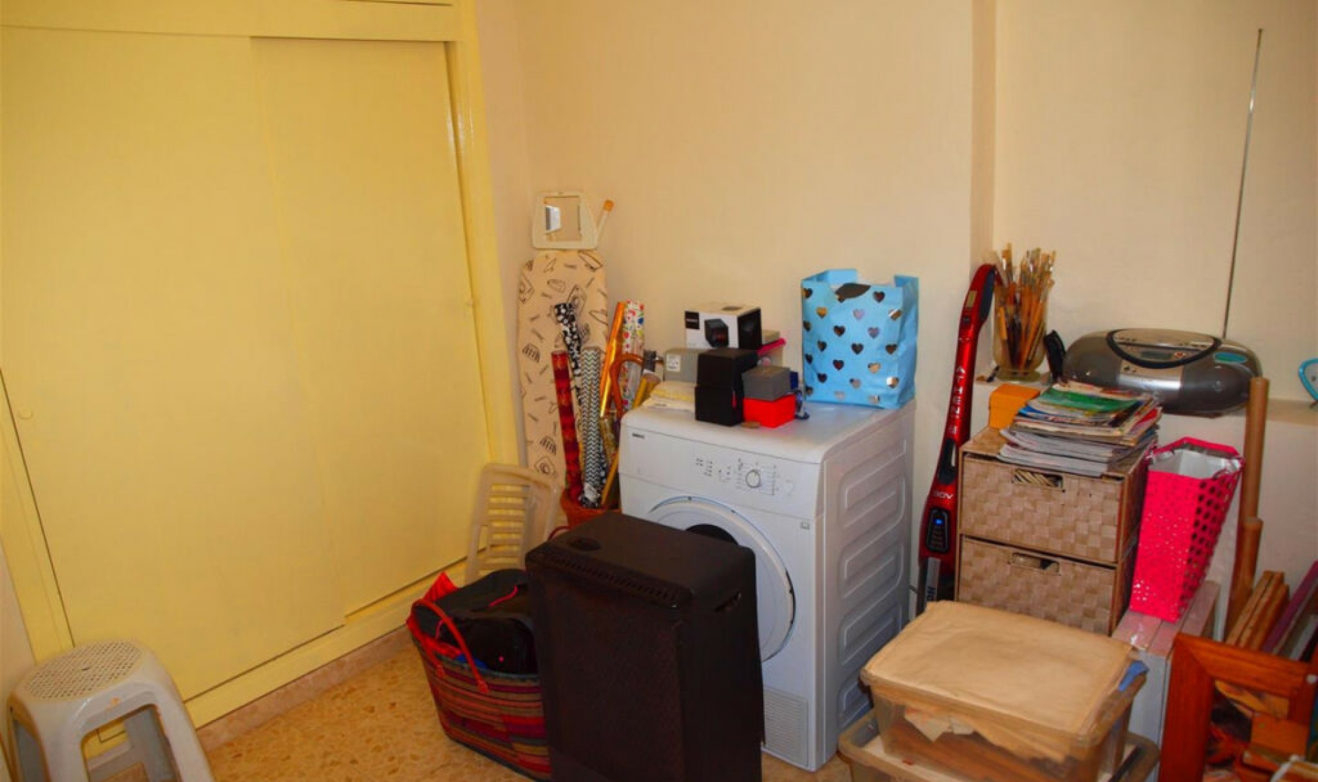 Resale - House -
Chilches