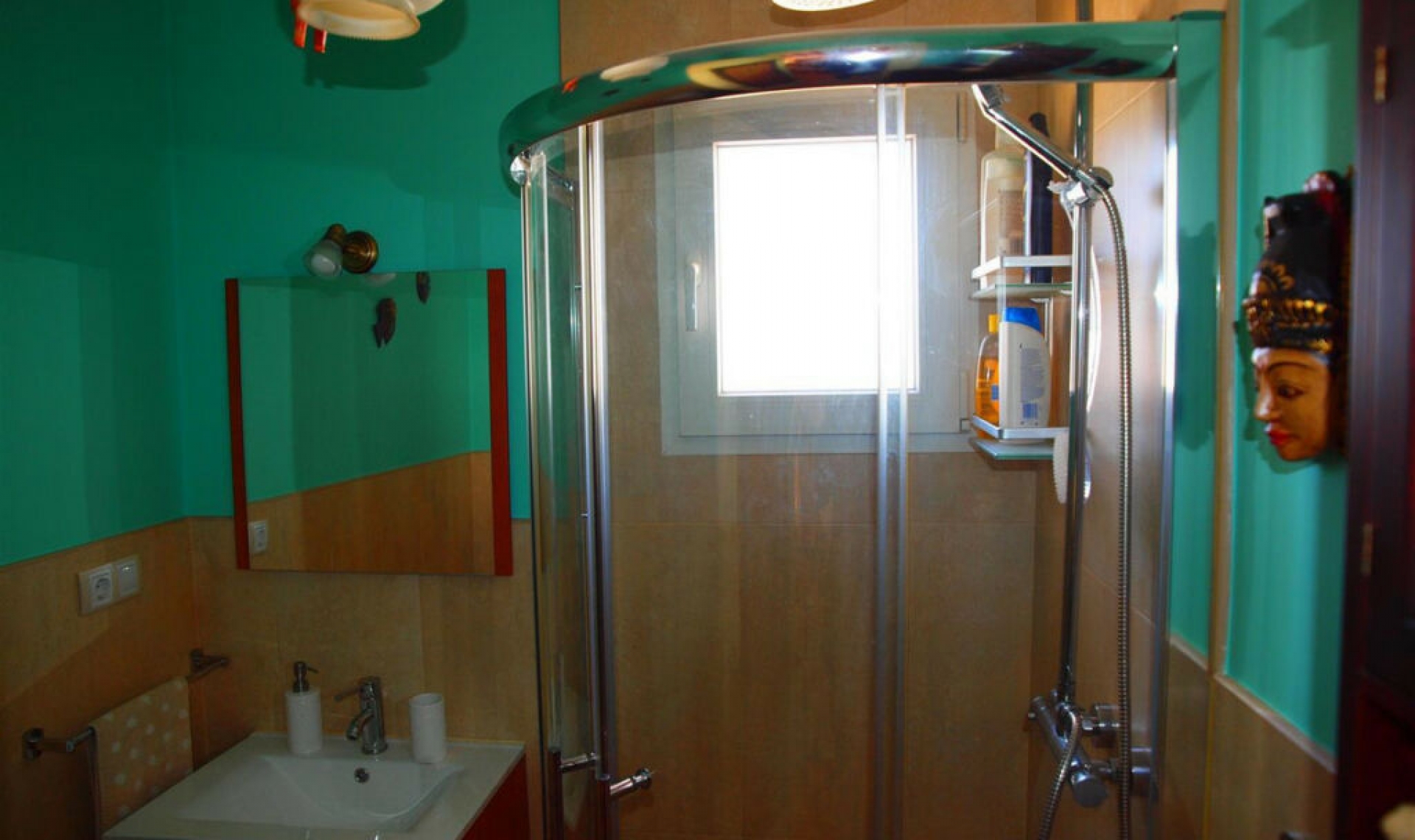 Resale - House -
Chilches