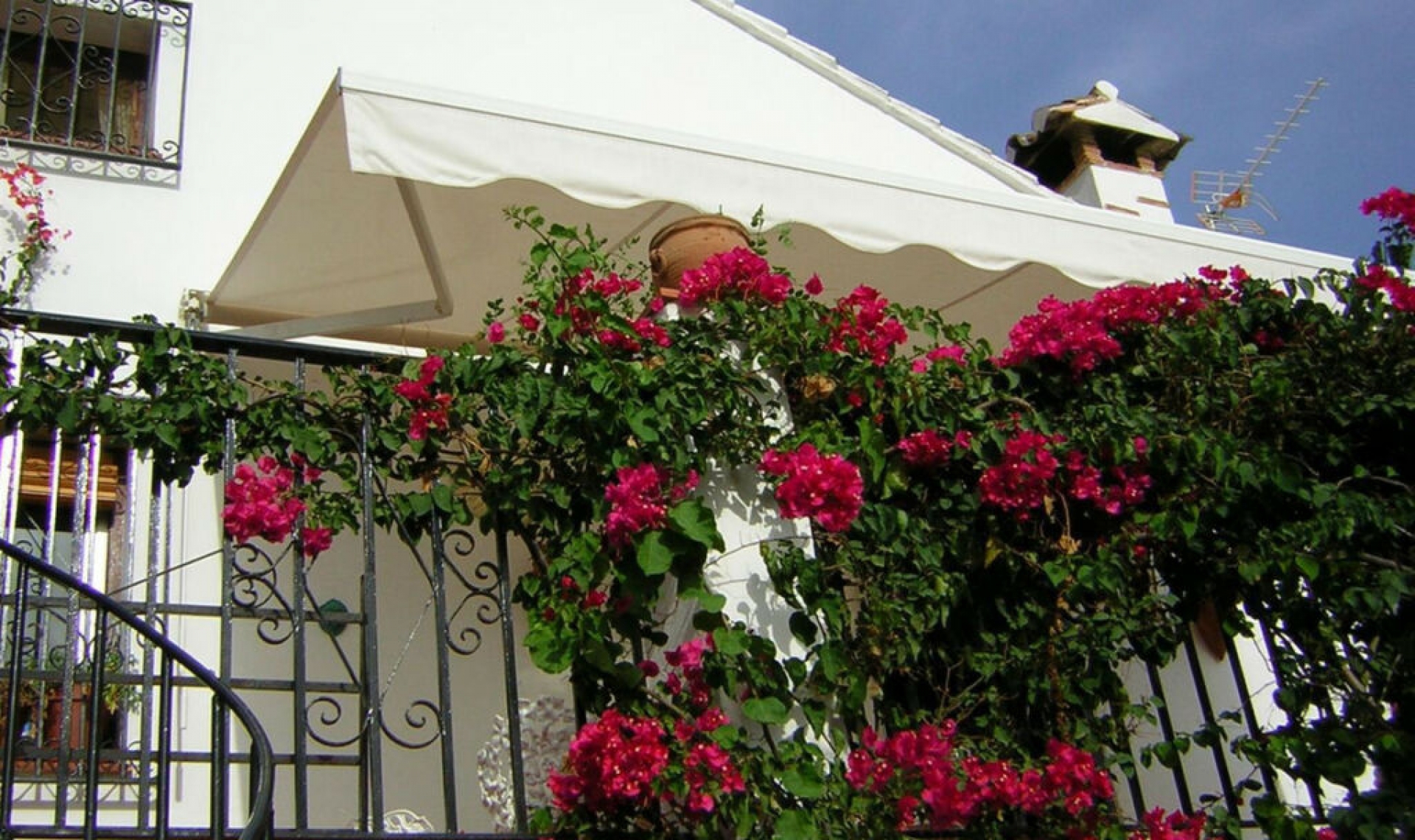 Resale - House -
Chilches