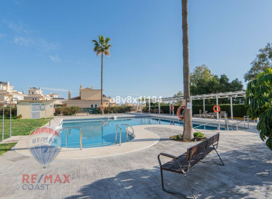 Resale - House -
Chilches