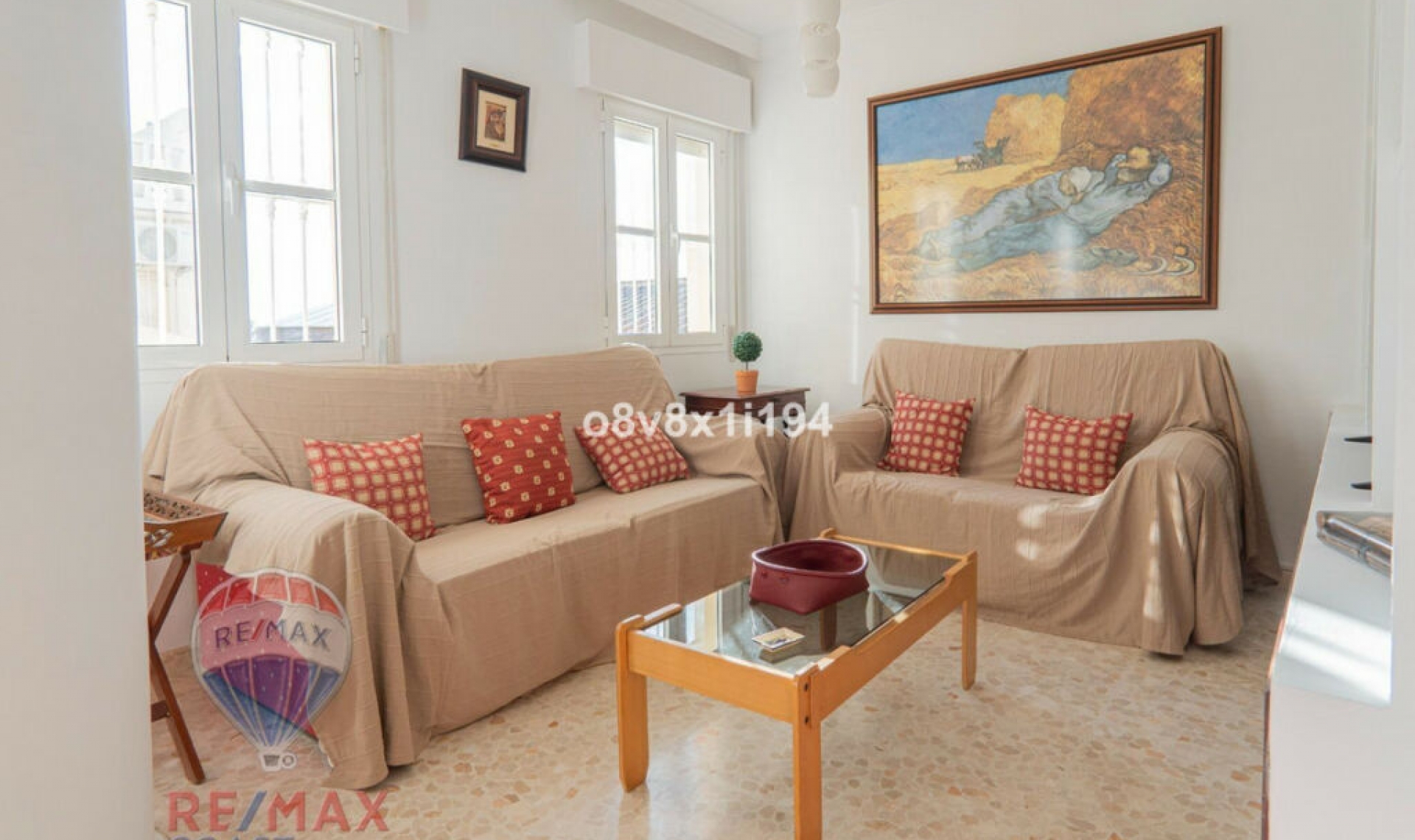 Resale - House -
Chilches