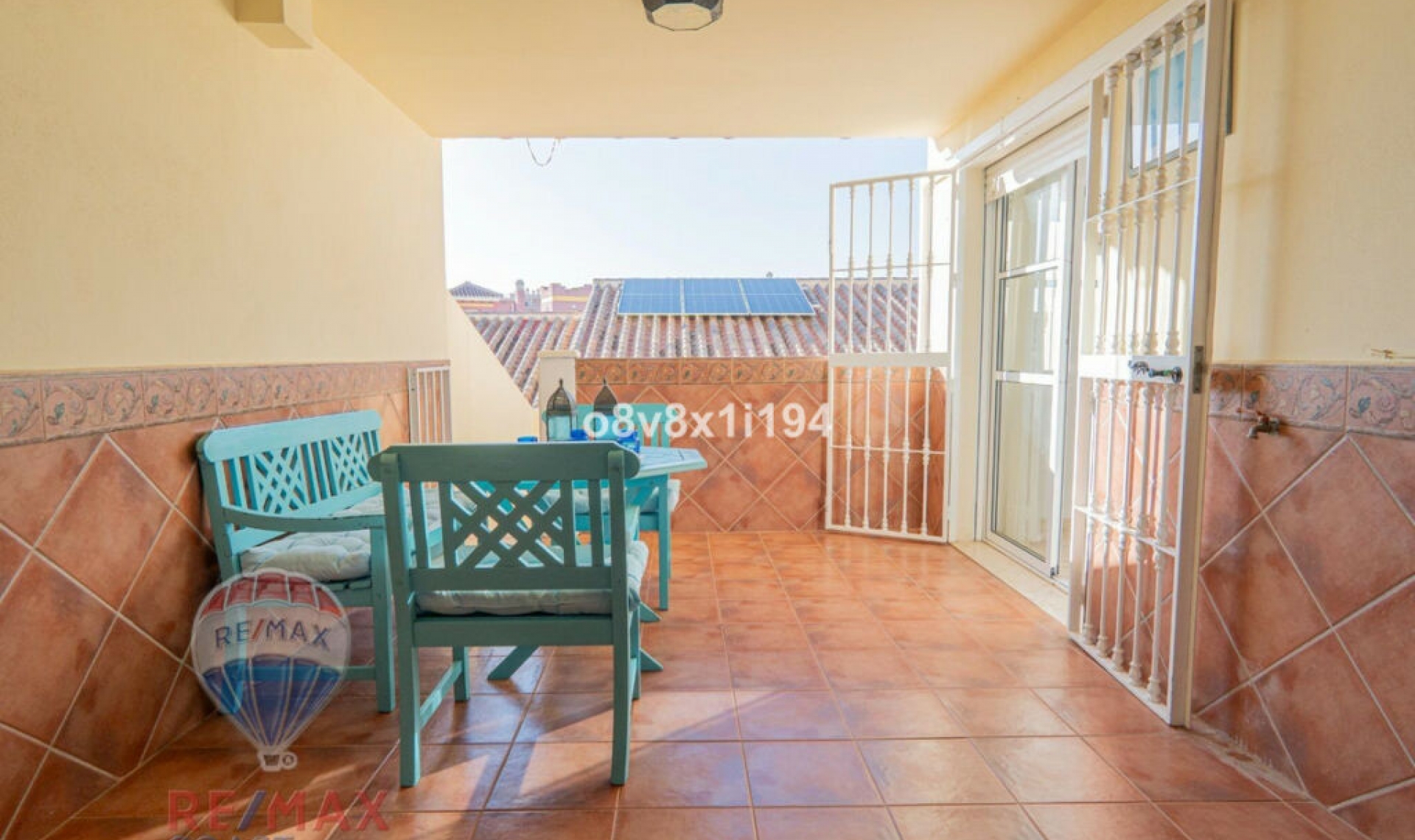 Resale - House -
Chilches