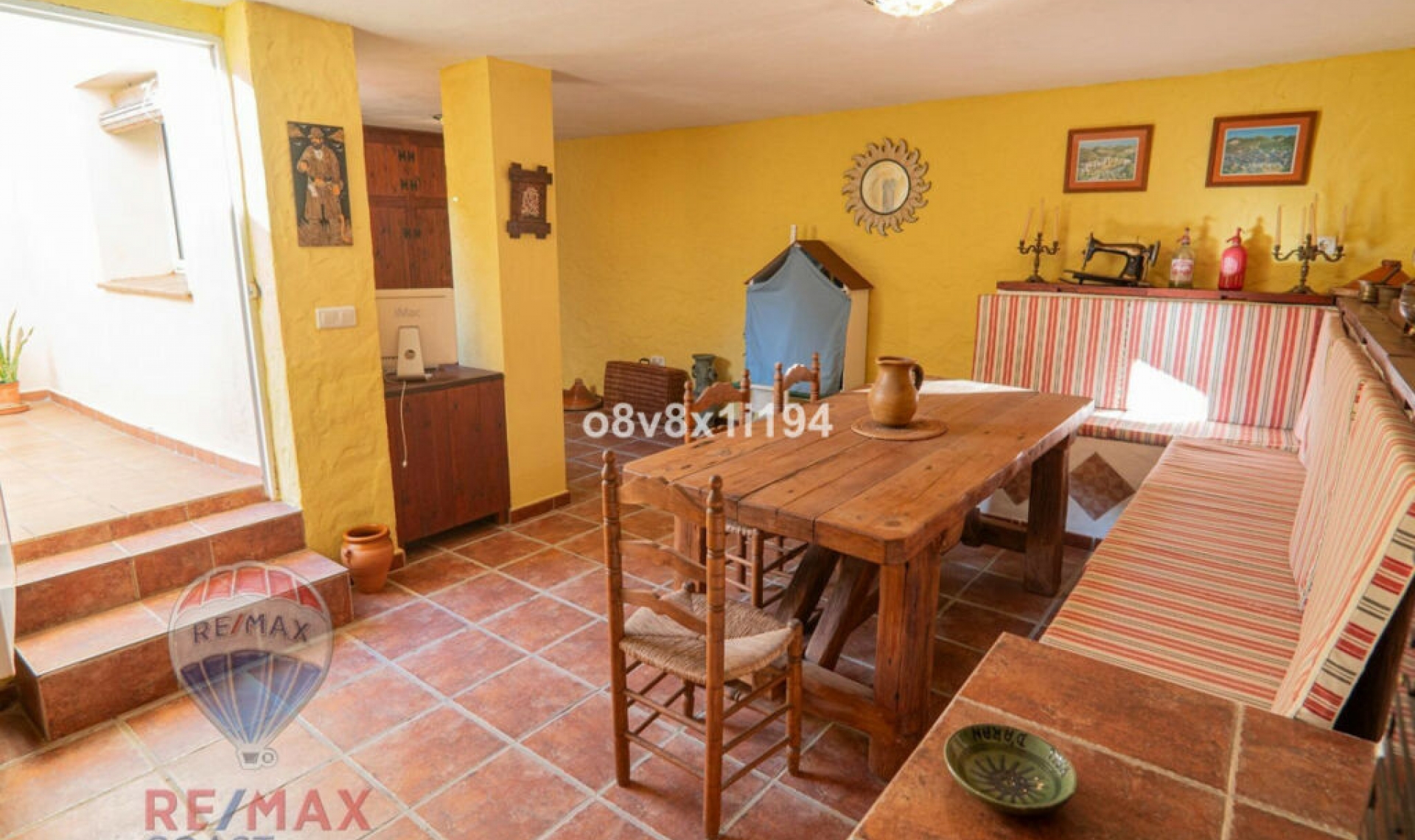 Resale - House -
Chilches