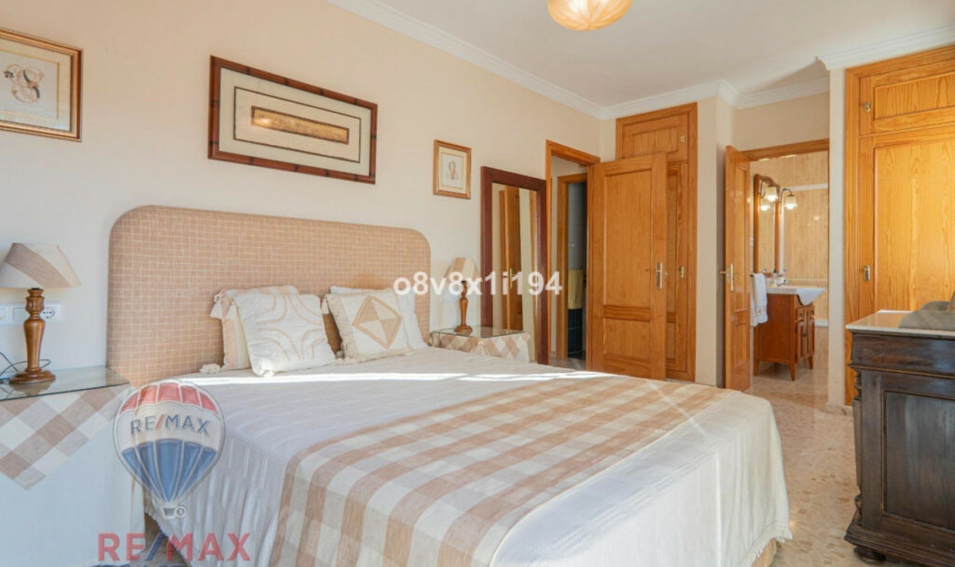Resale - House -
Chilches
