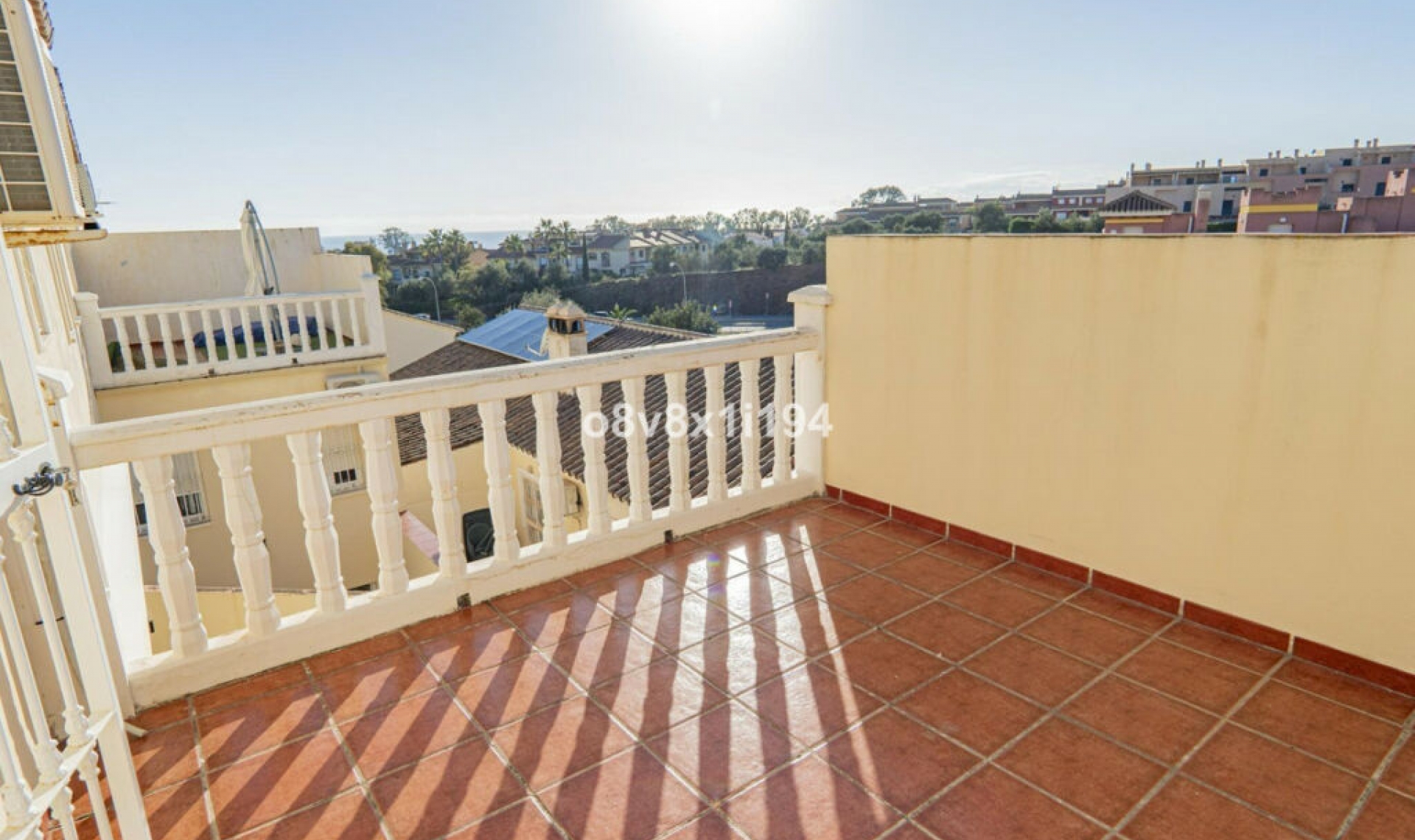 Resale - House -
Chilches