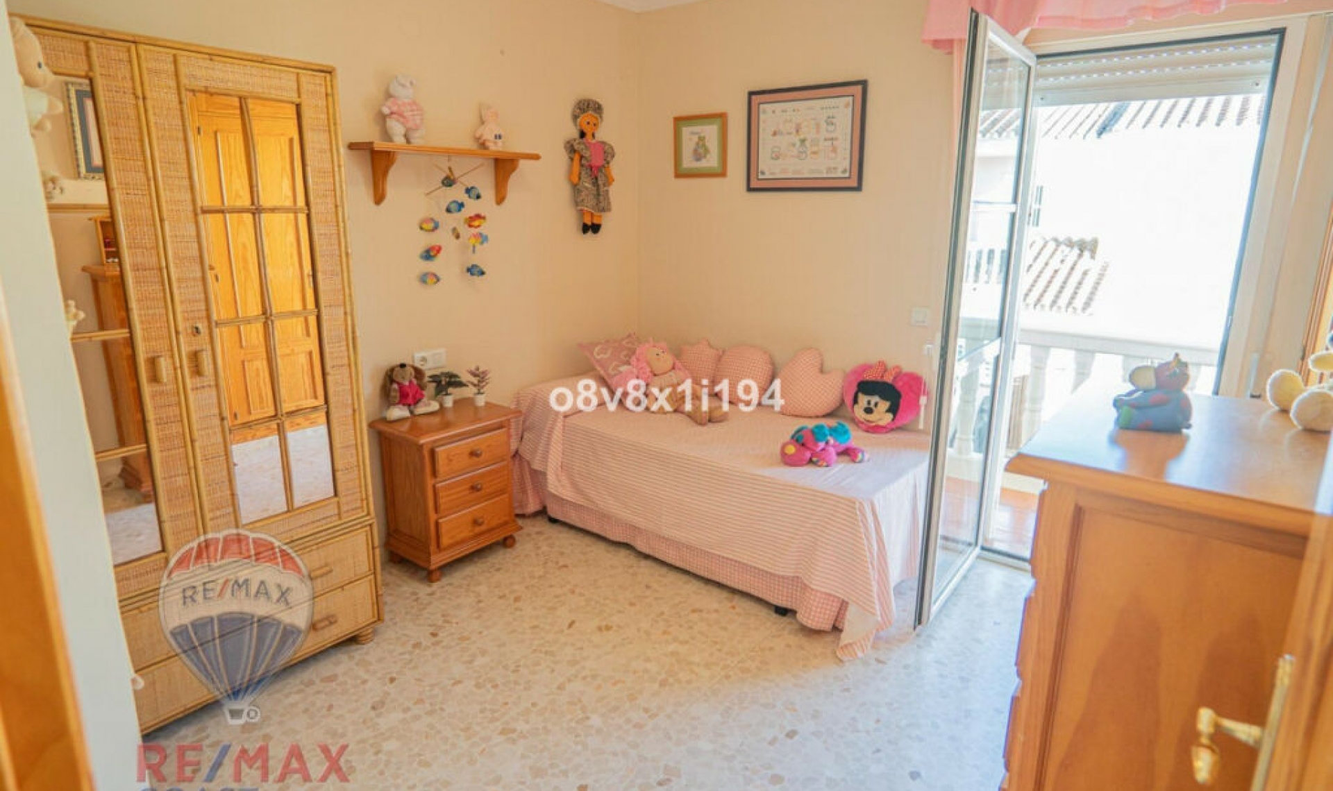 Resale - House -
Chilches