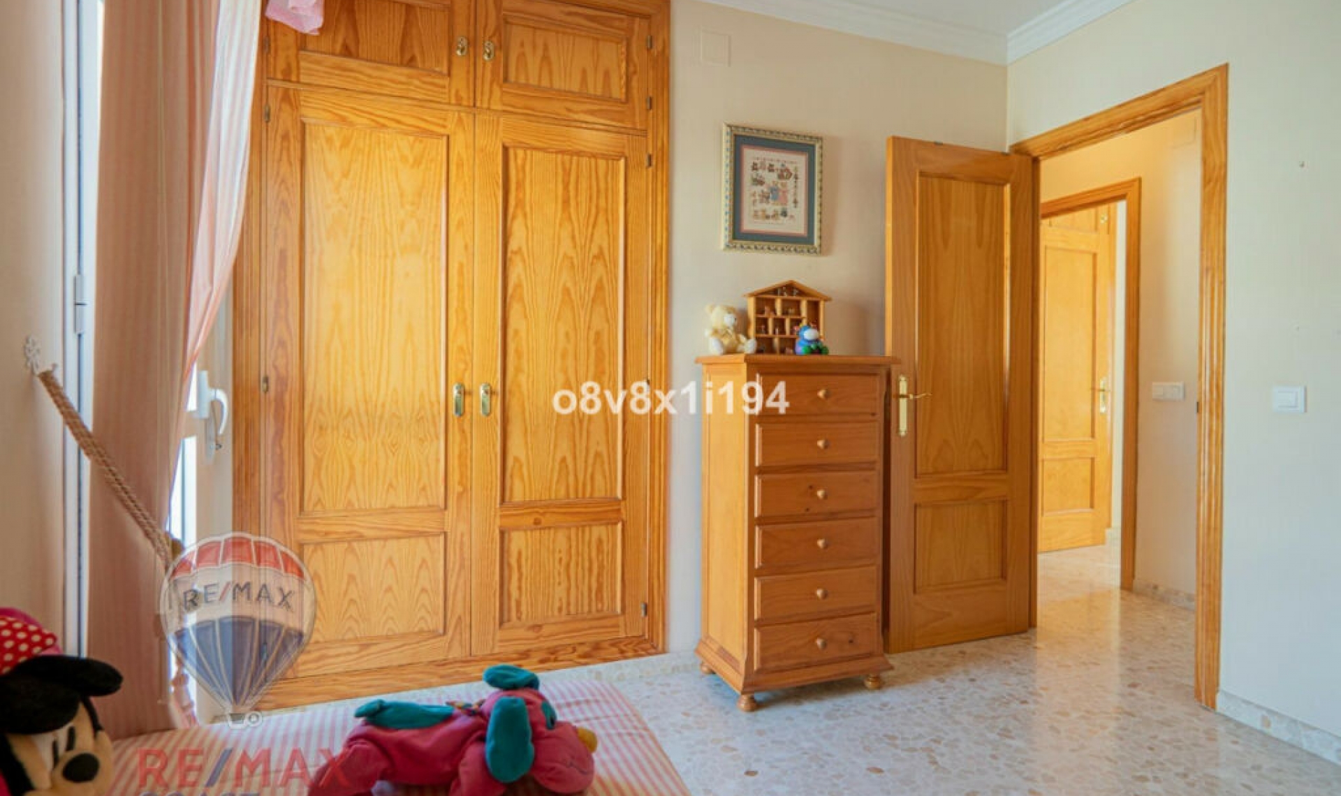 Resale - House -
Chilches