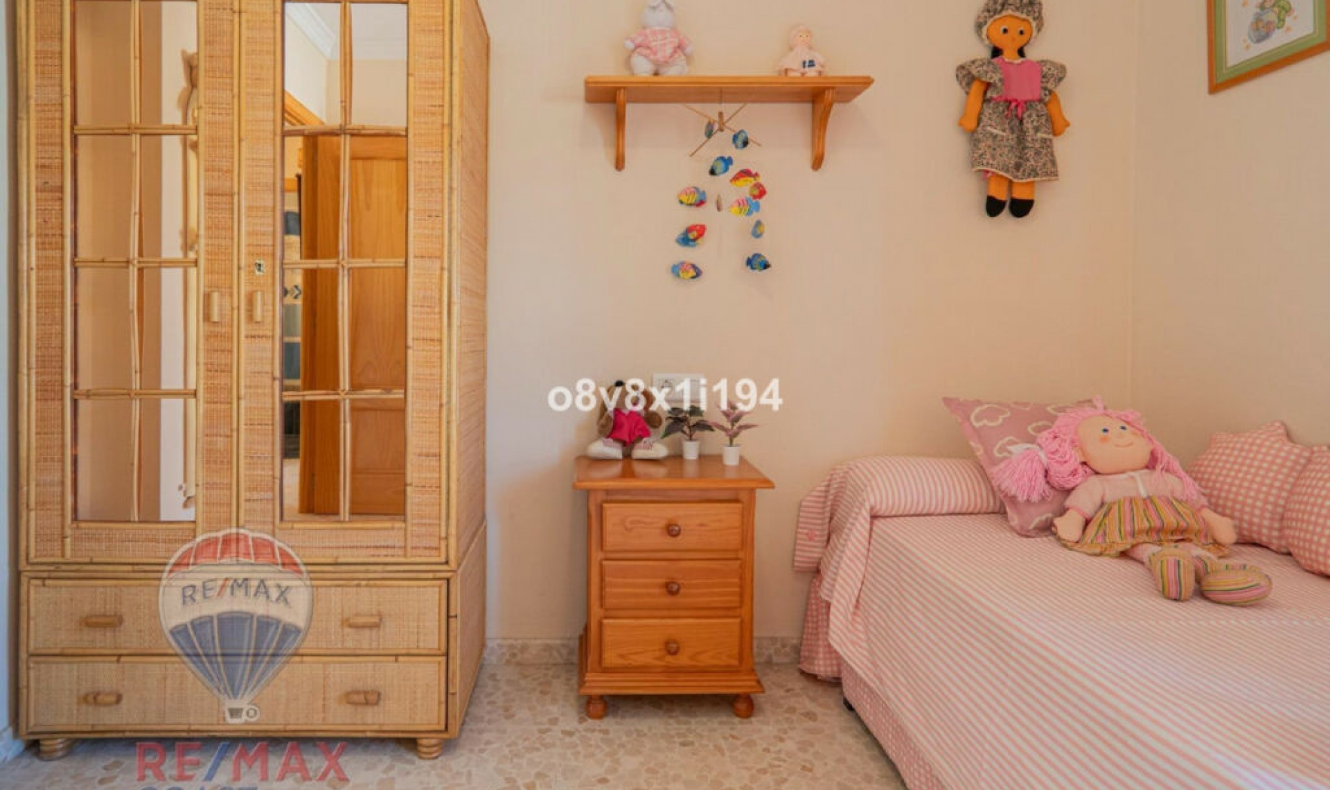Resale - House -
Chilches