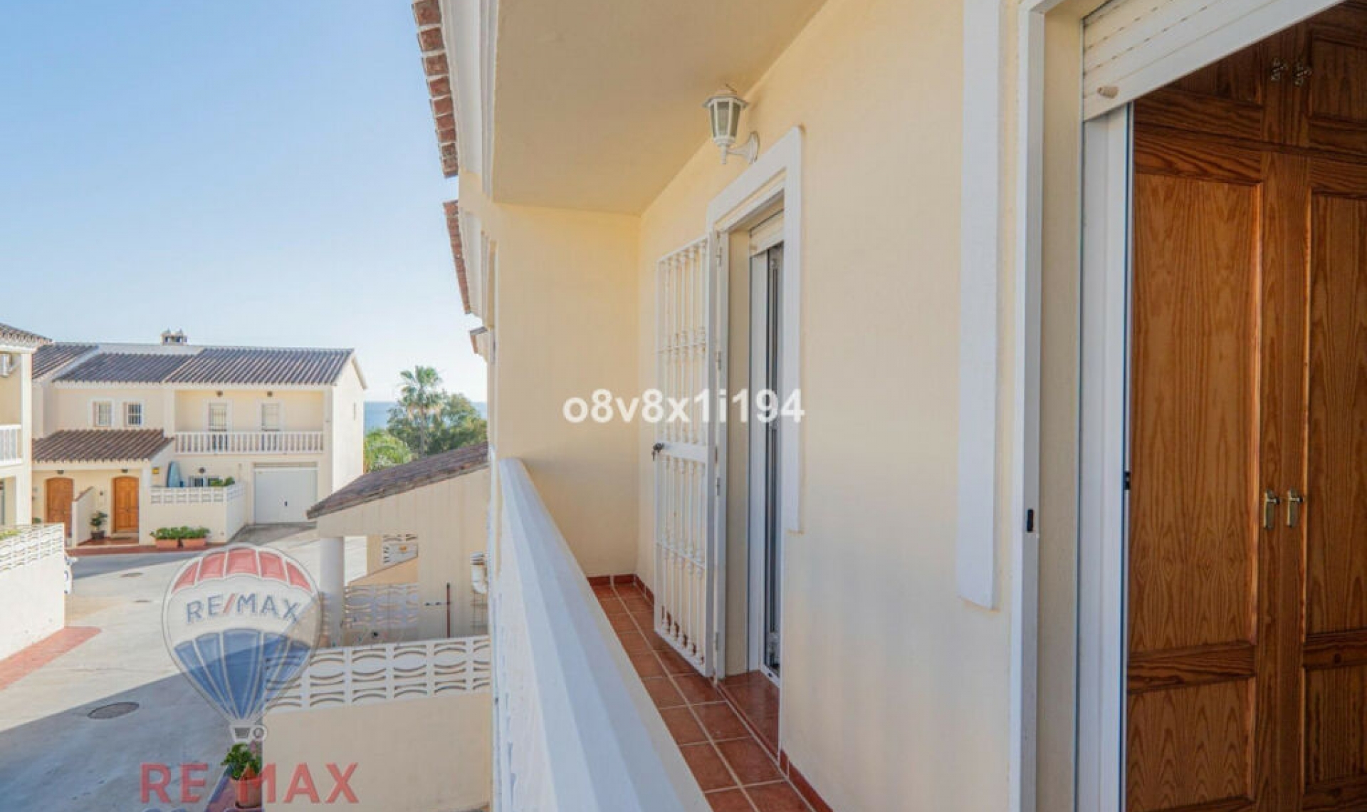 Resale - House -
Chilches