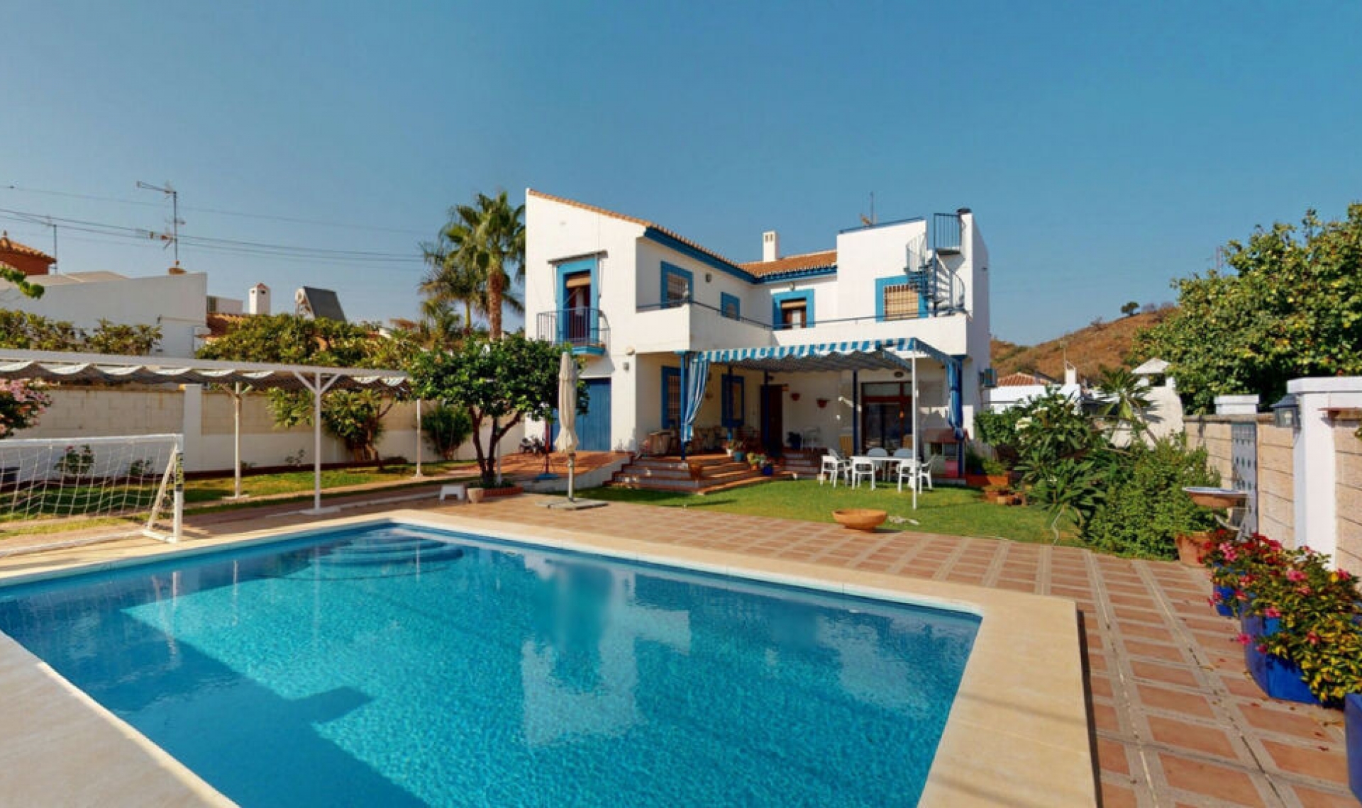 Resale - House -
Chilches