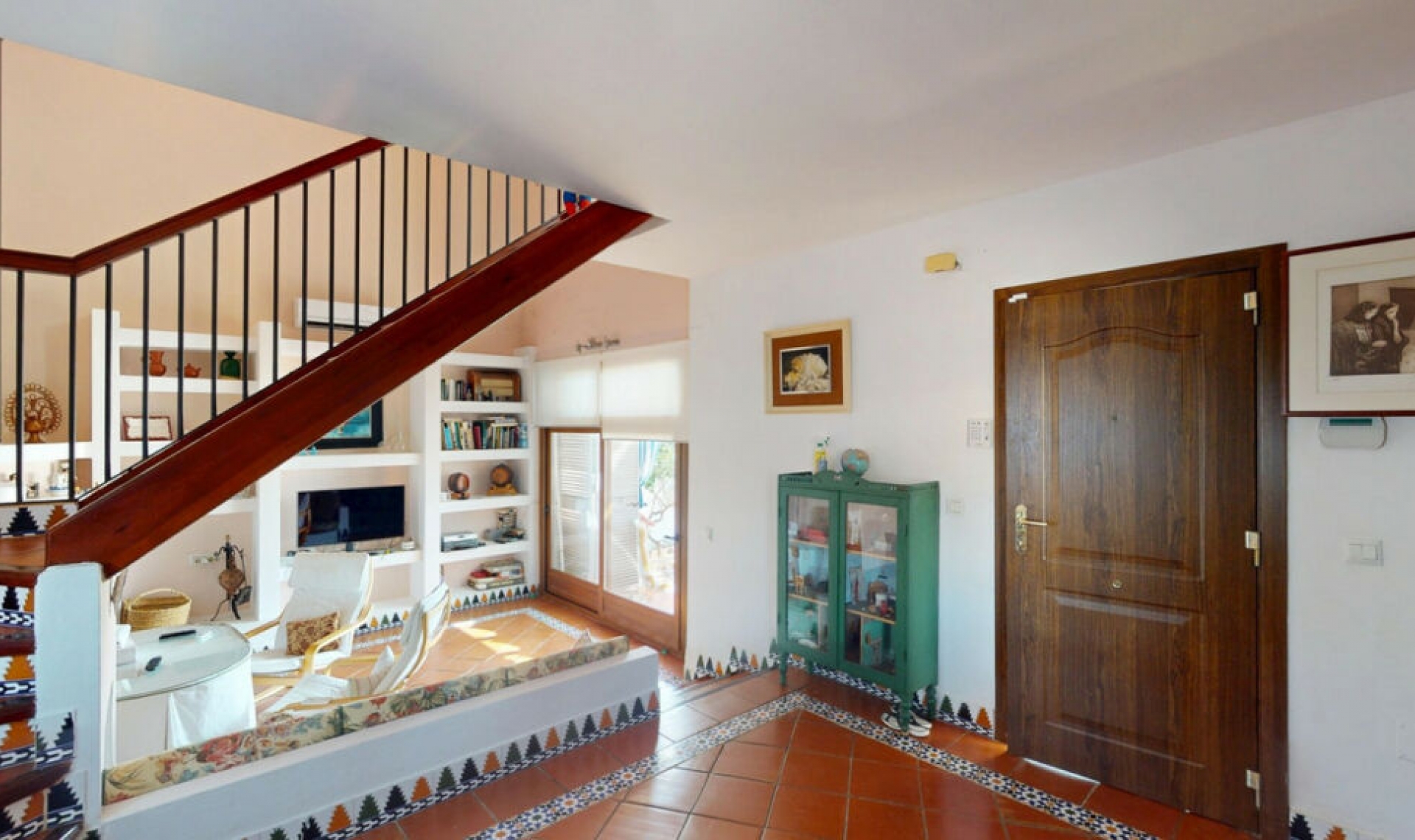 Resale - House -
Chilches