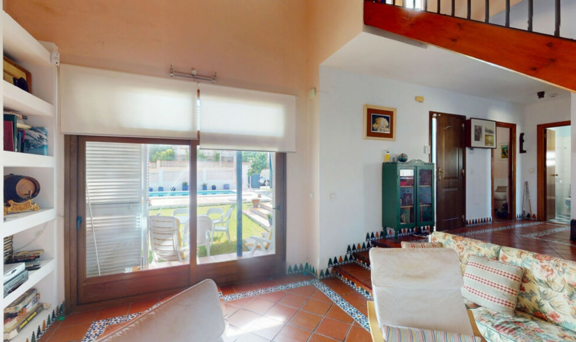 Resale - House -
Chilches