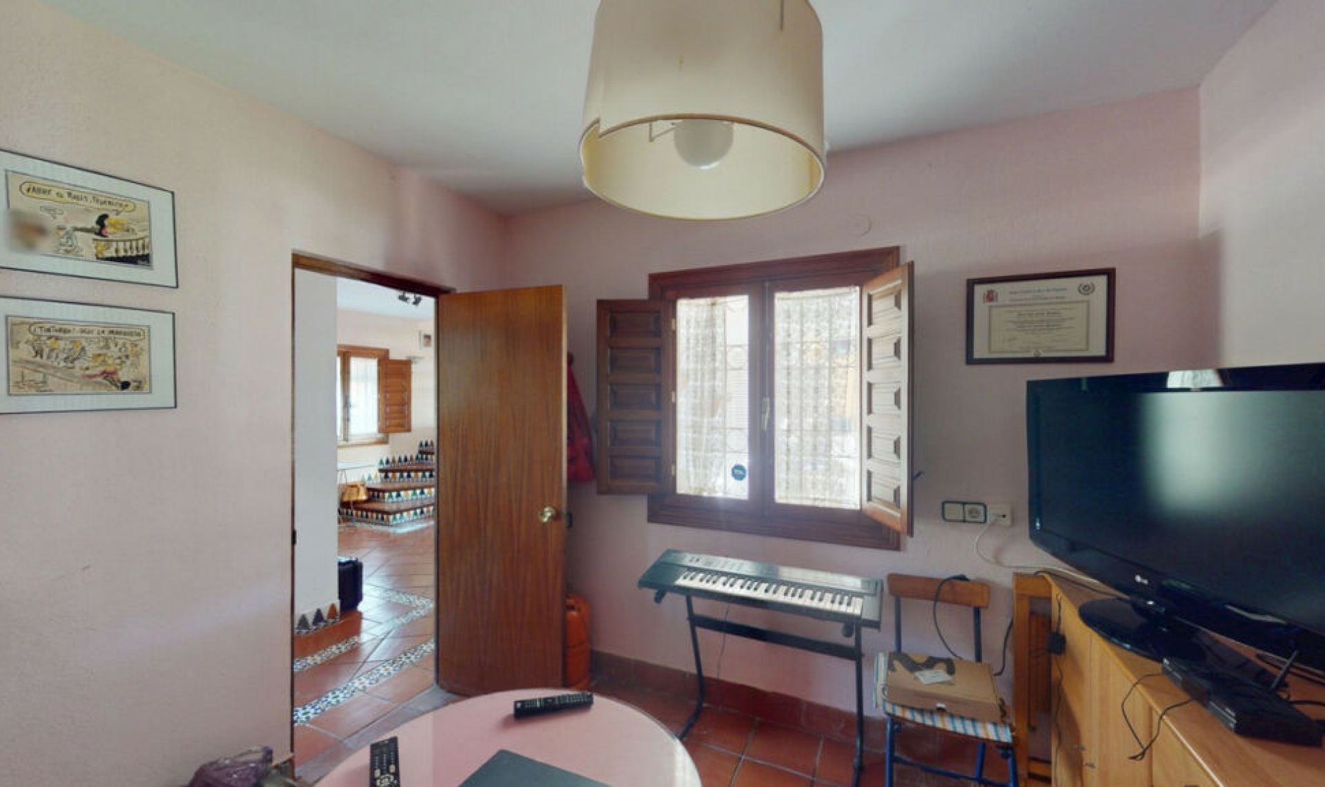 Resale - House -
Chilches