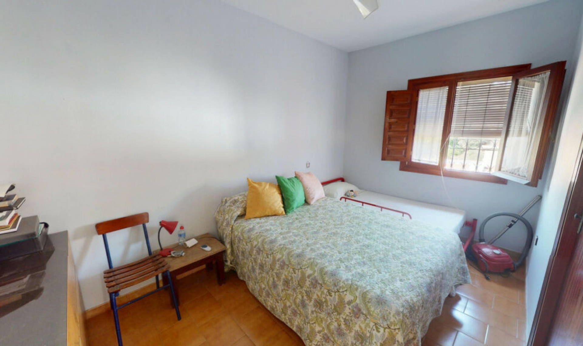 Resale - House -
Chilches