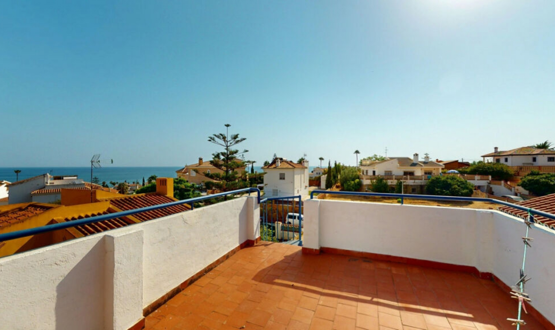 Resale - House -
Chilches